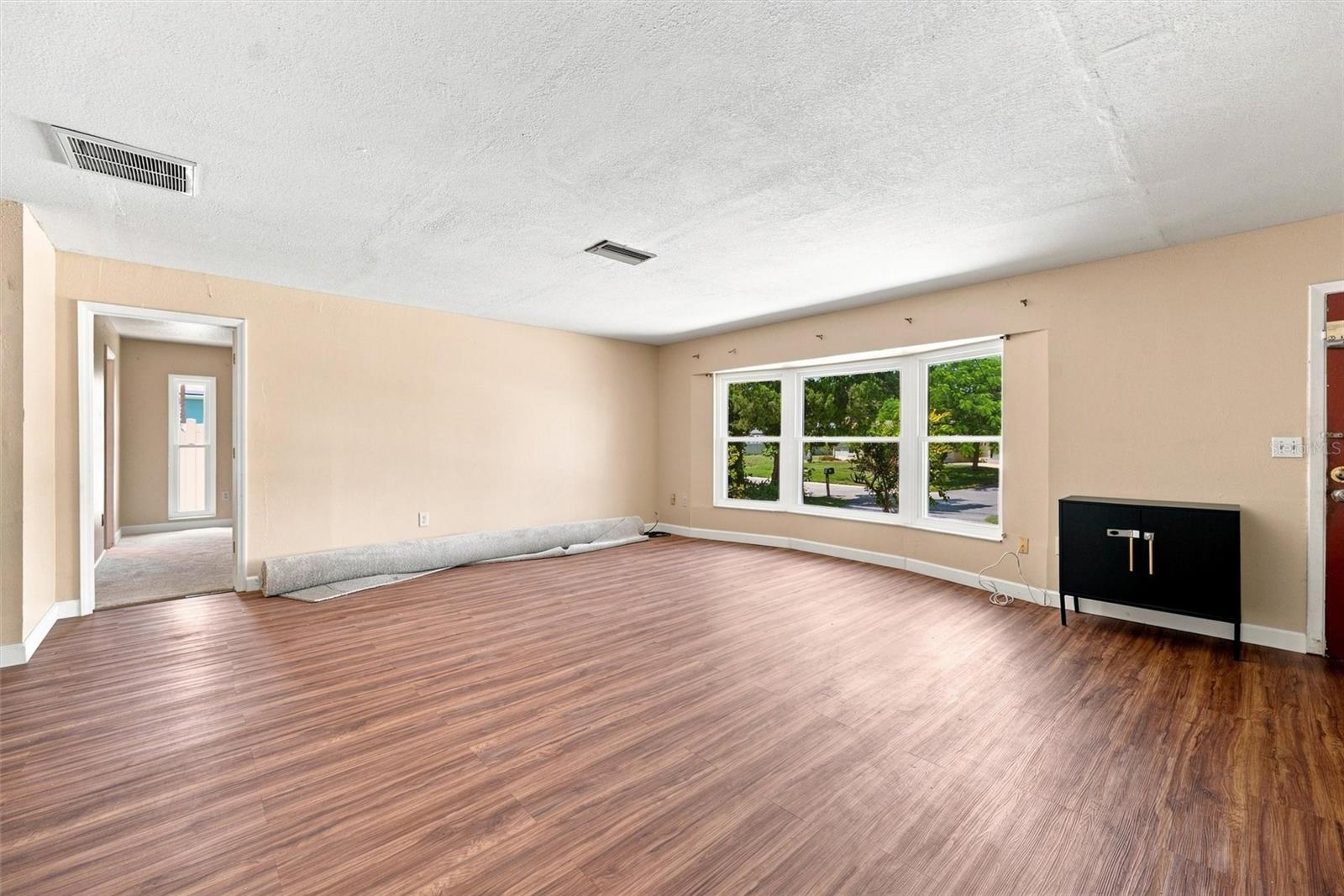 352 LAKE RD — photo 9