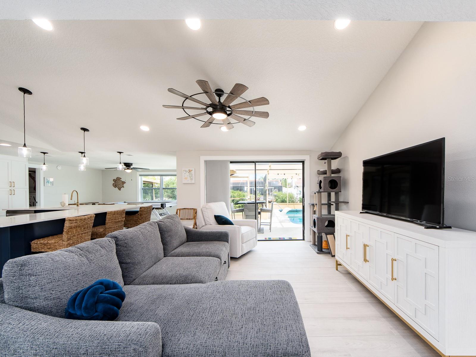 9811 SAN MATEO WAY — photo 8