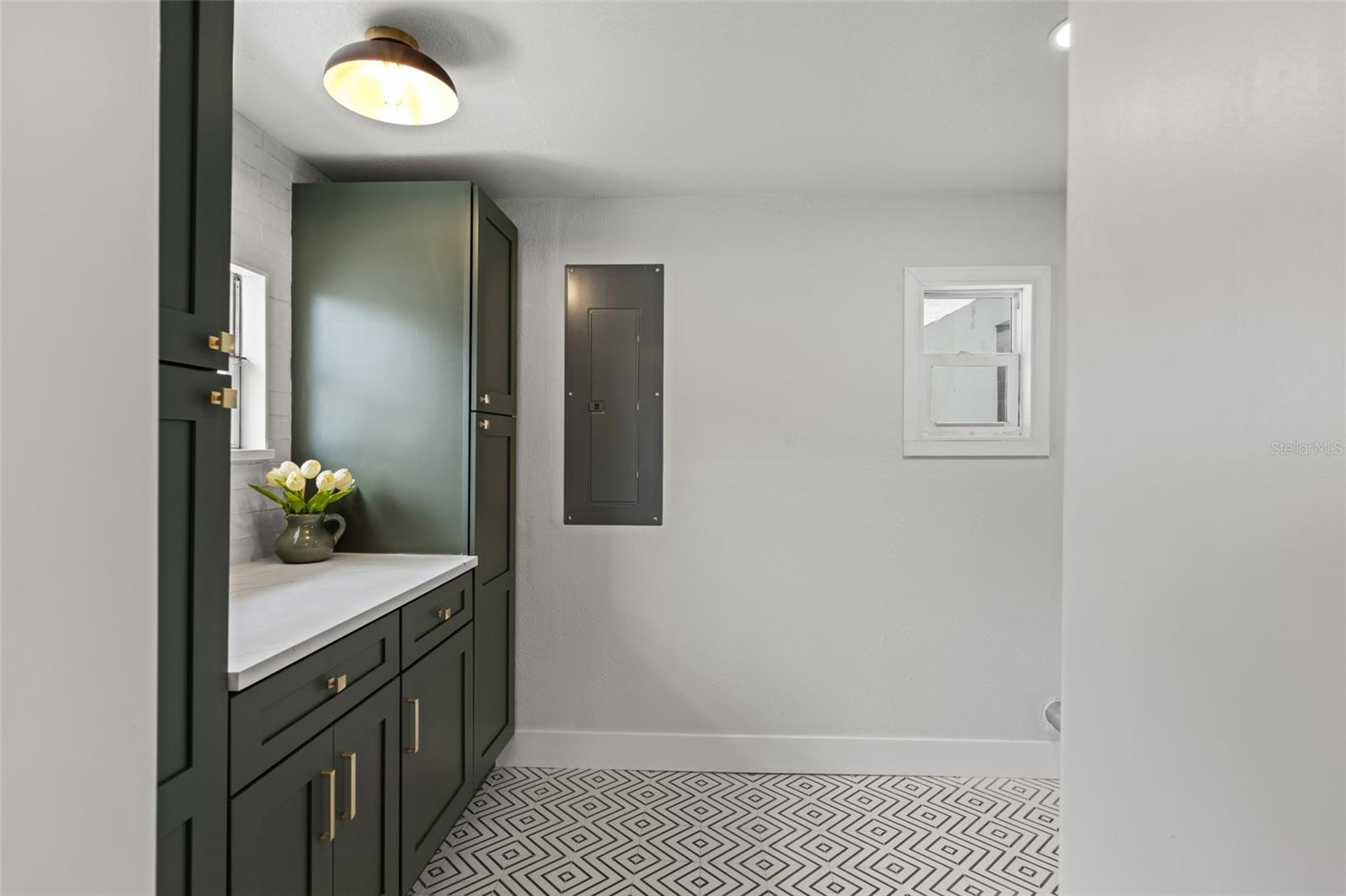 2522 W LEMON ST — photo 16
