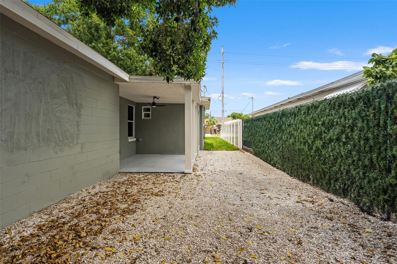 2522 W LEMON ST — photo 40