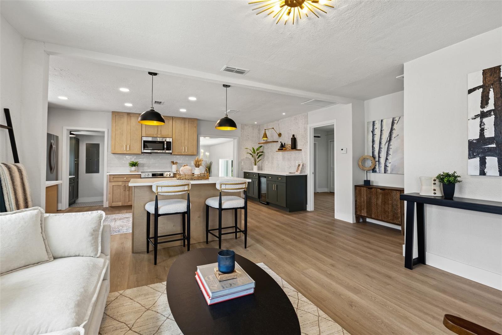 2522 W LEMON ST — photo 8