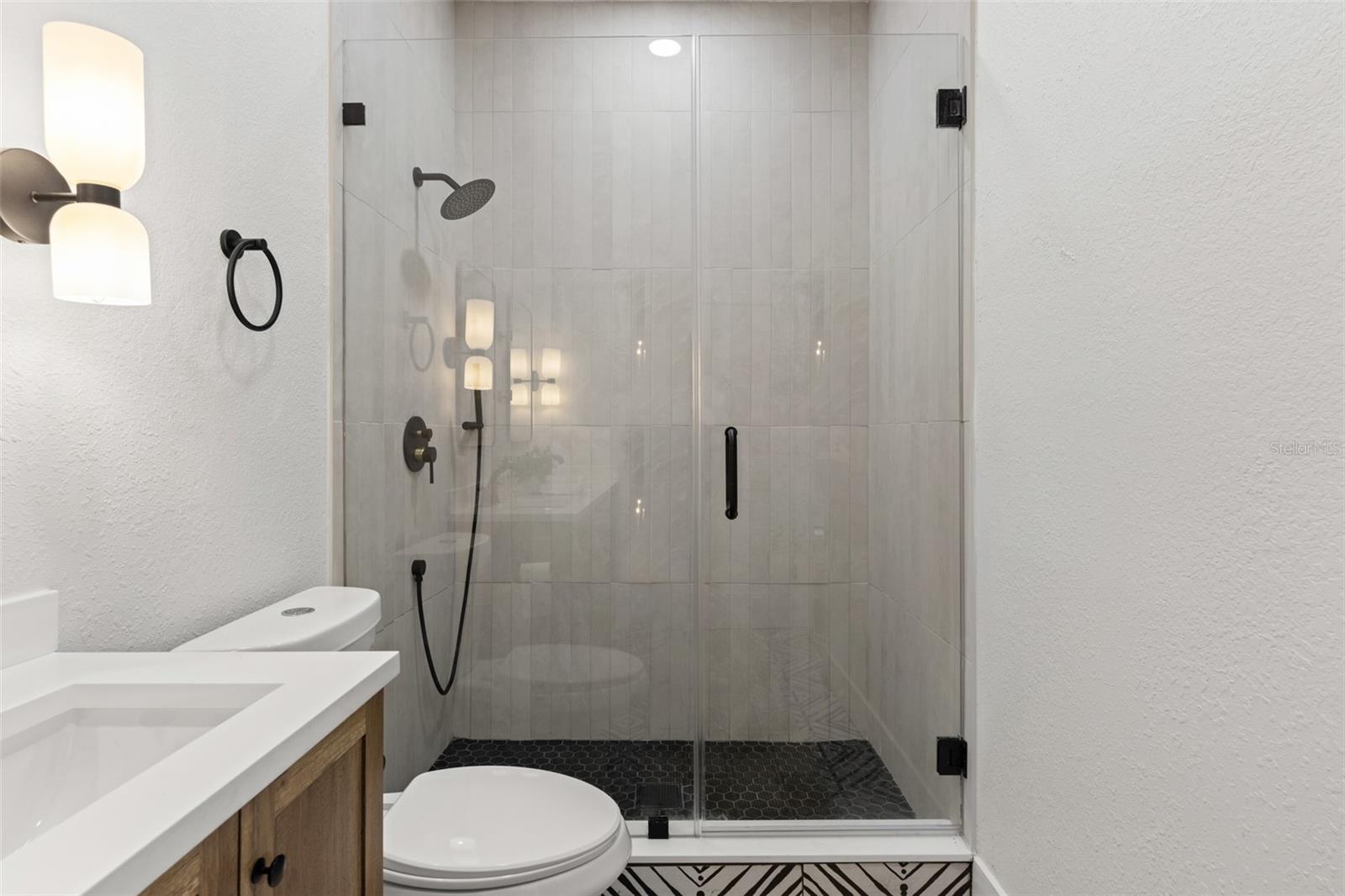 2522 W LEMON ST — photo 34