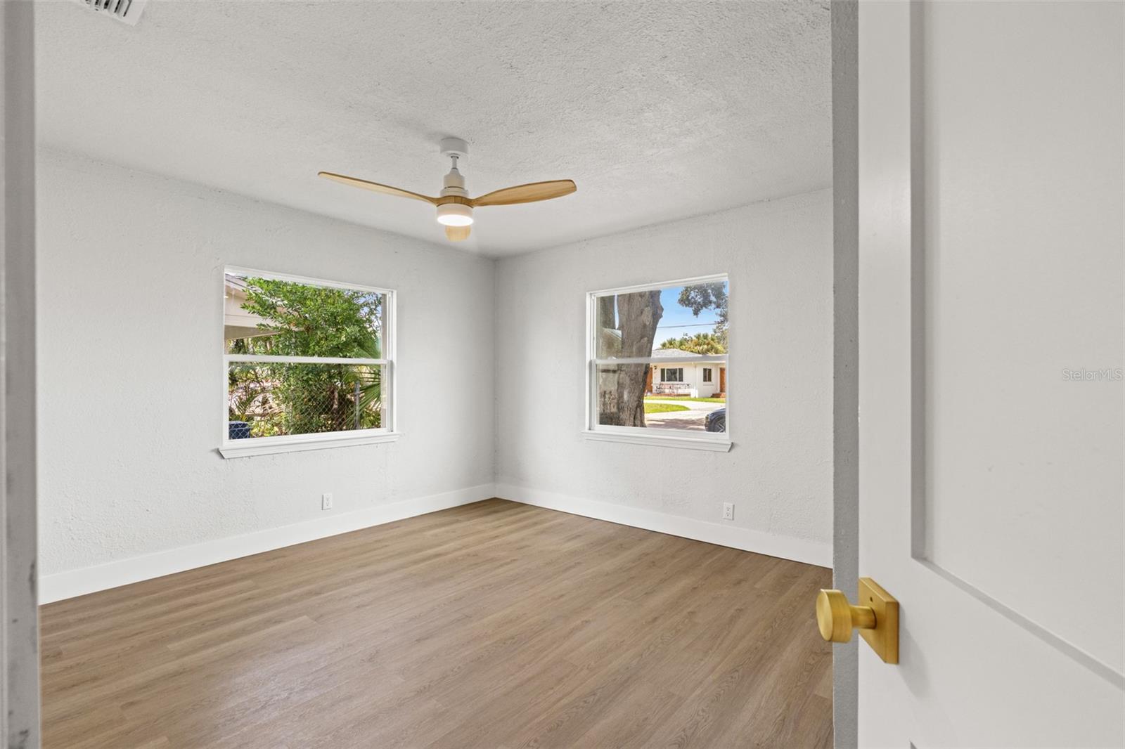 2522 W LEMON ST — photo 18