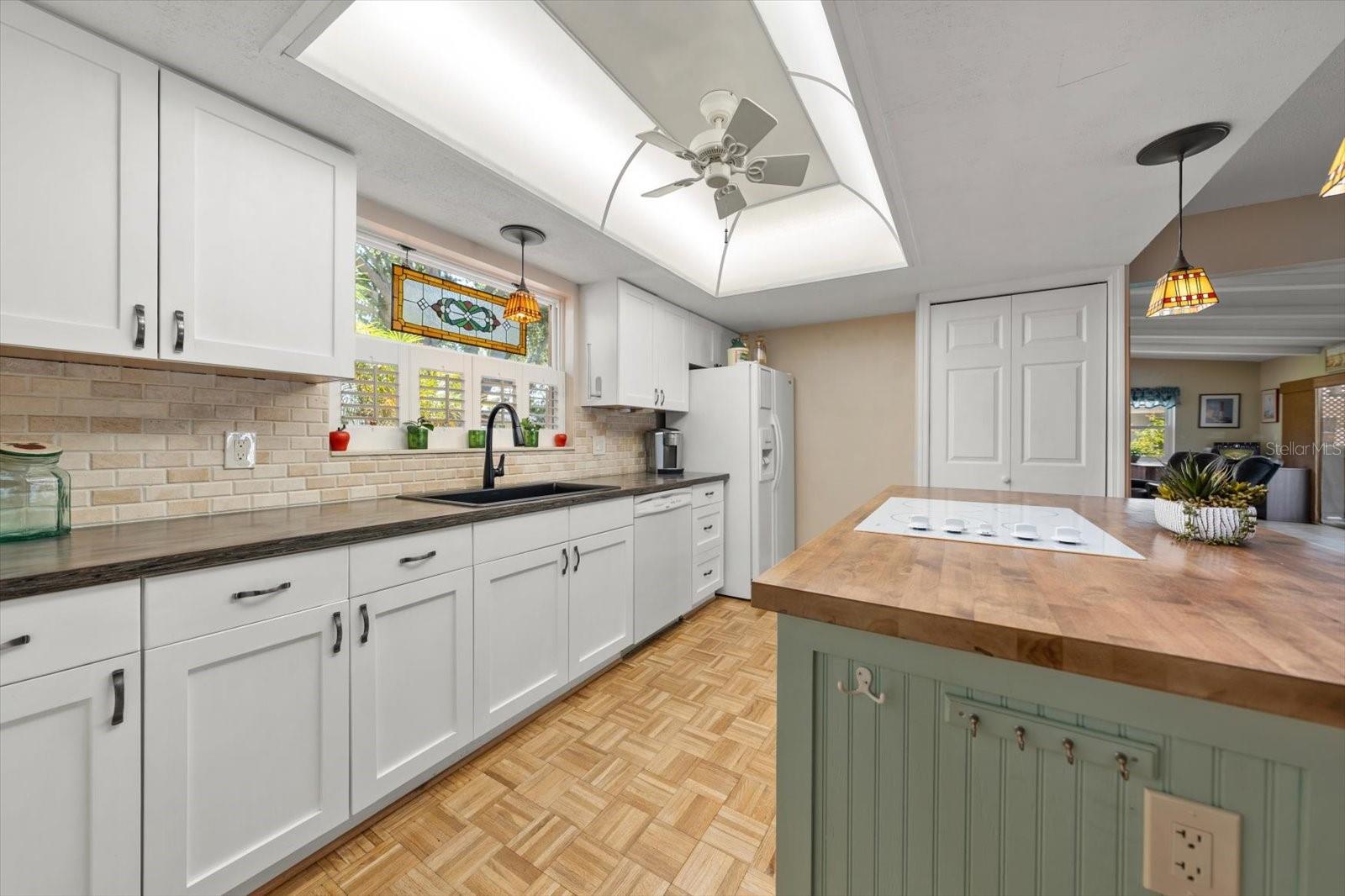 1338 MARJOHN AVE — photo 14