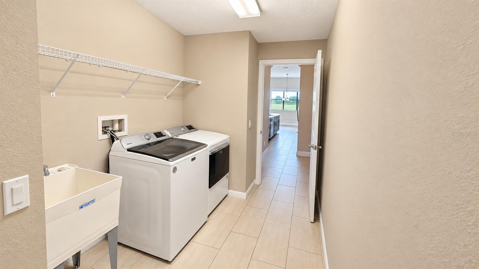 10619 MISTFLOWER LN — photo 32