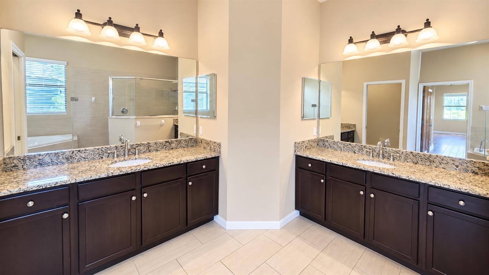 10619 MISTFLOWER LN — photo 16
