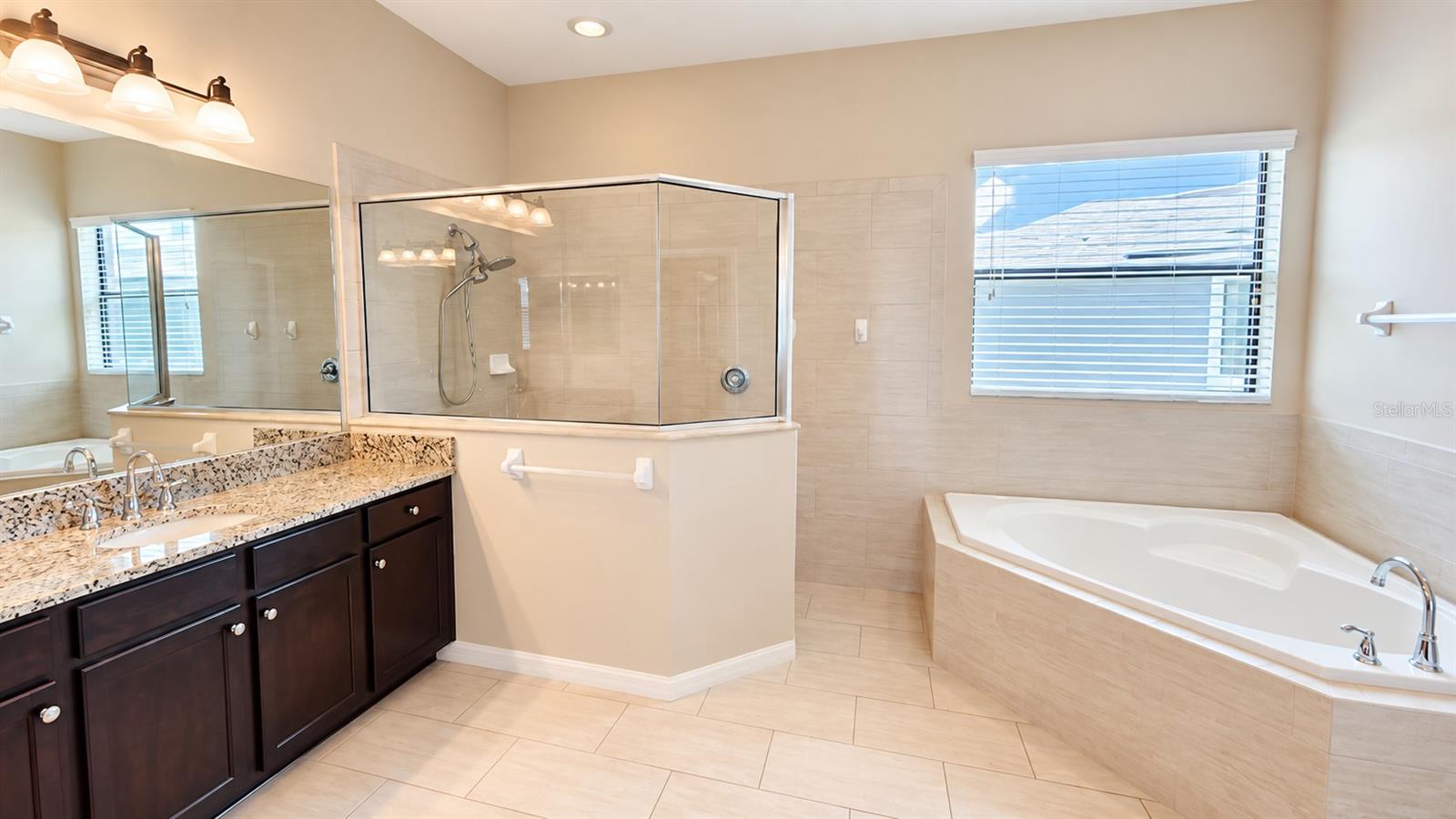 10619 MISTFLOWER LN — photo 17