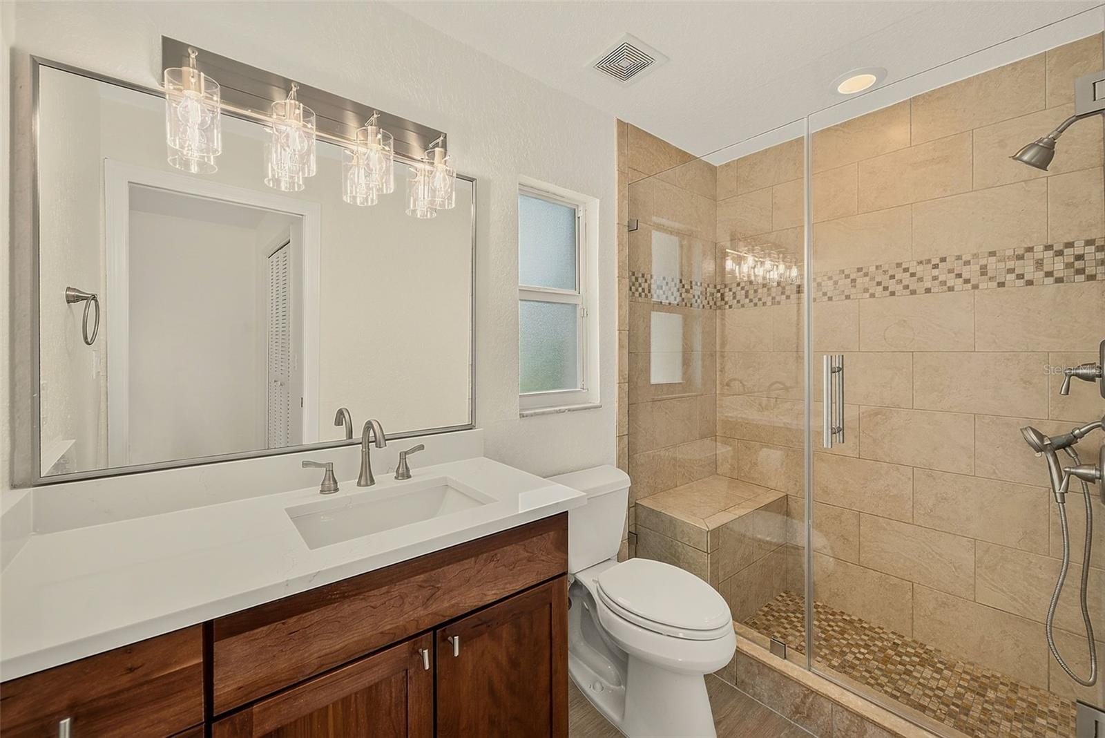 833 TALLOWOOD DR — photo 24