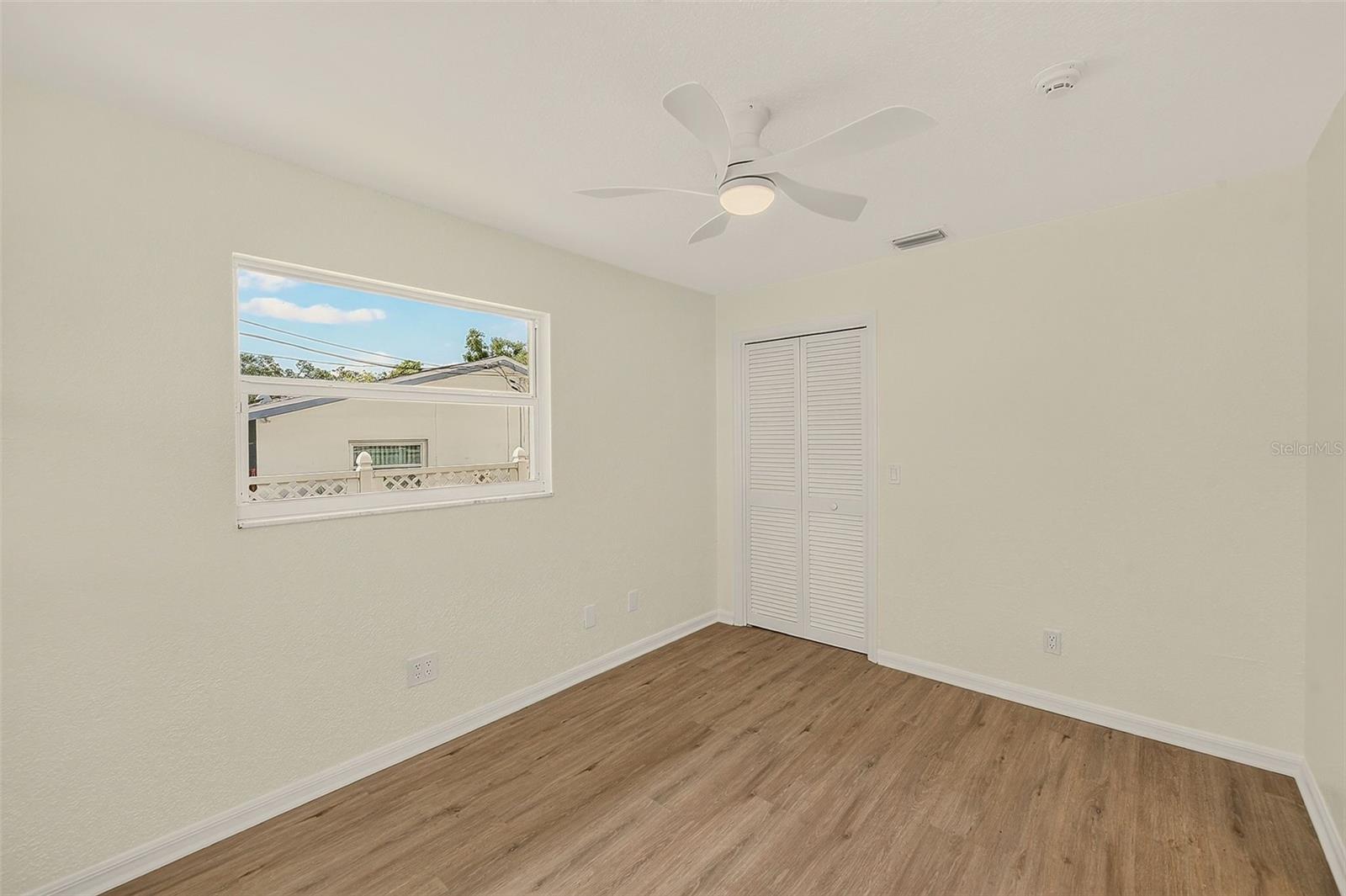 833 TALLOWOOD DR — photo 27
