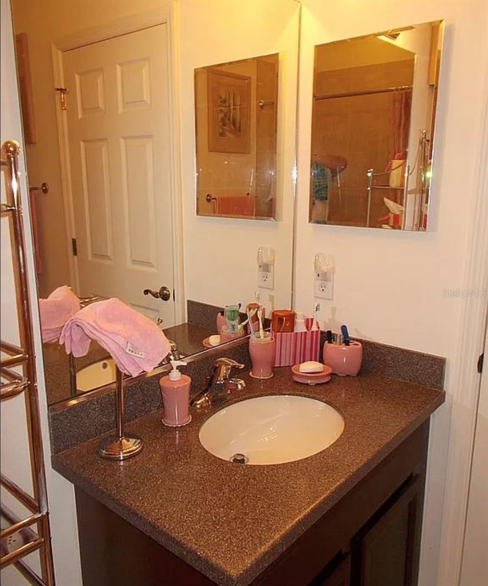4220 OVERTURE CIR #4220 — photo 22