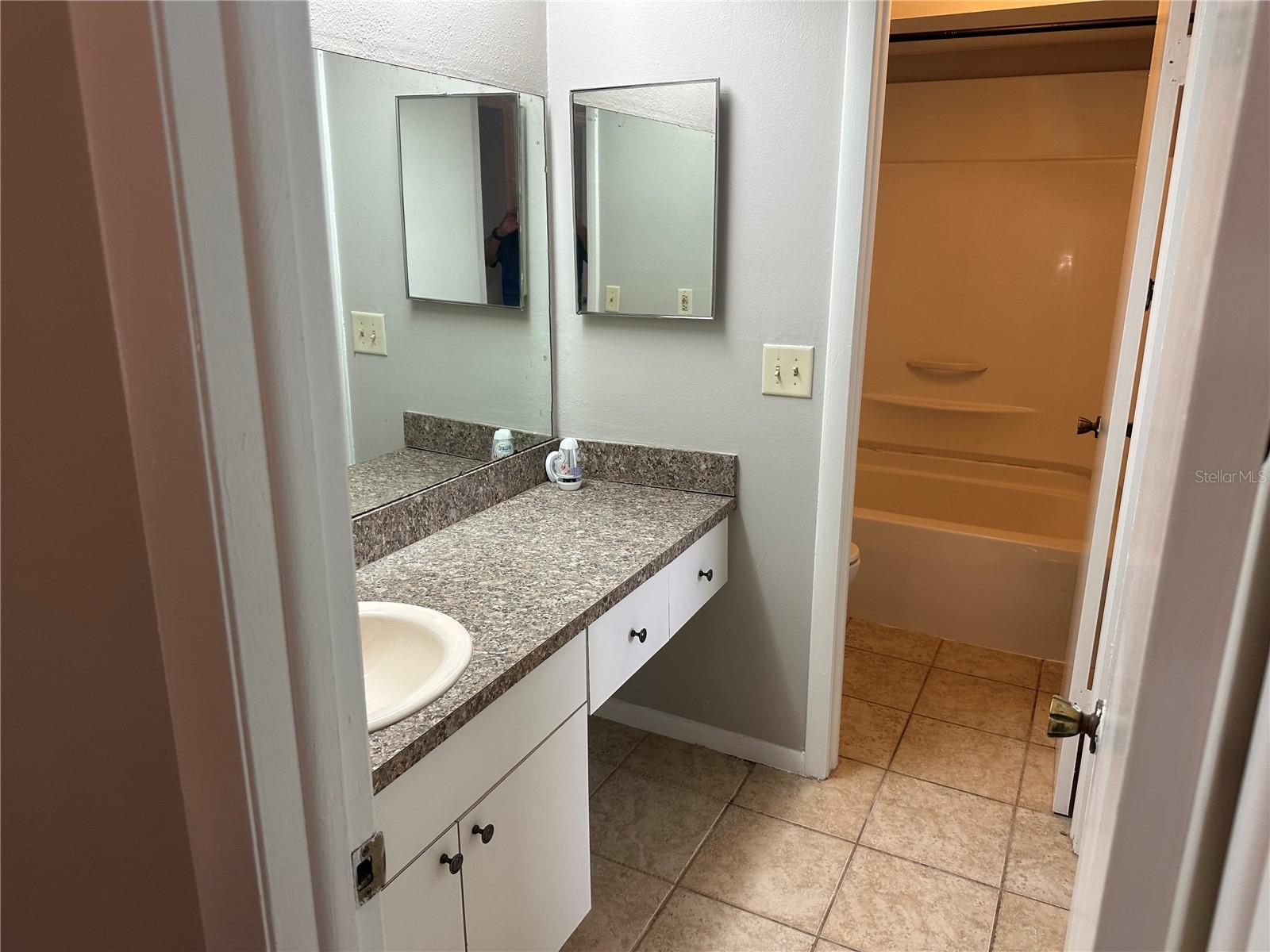 14752 MORNING DR — photo 27