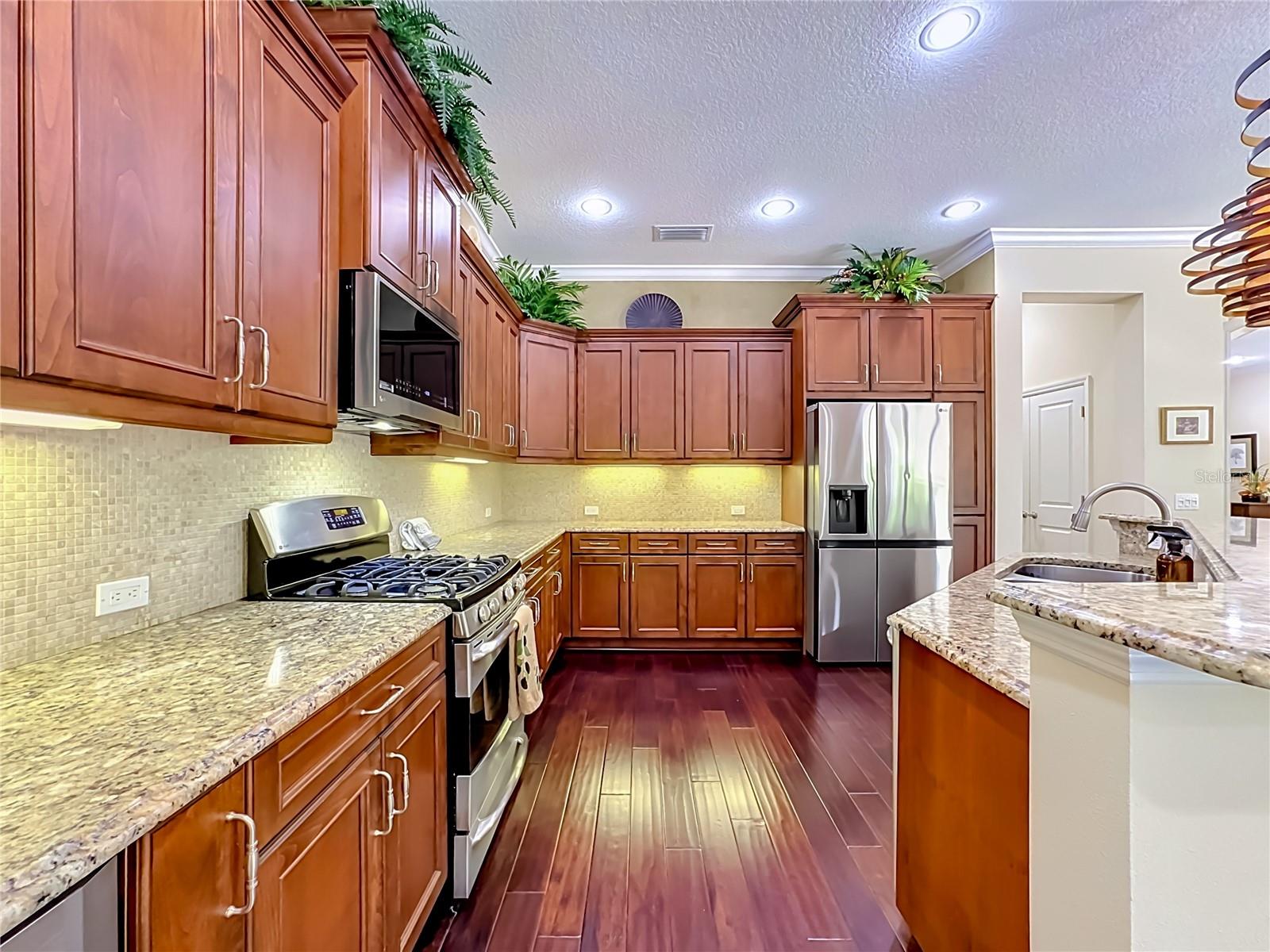 7668 SILVERWOOD CT — photo 13