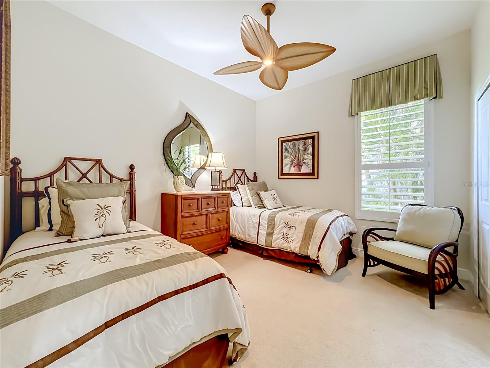 7668 SILVERWOOD CT — photo 36