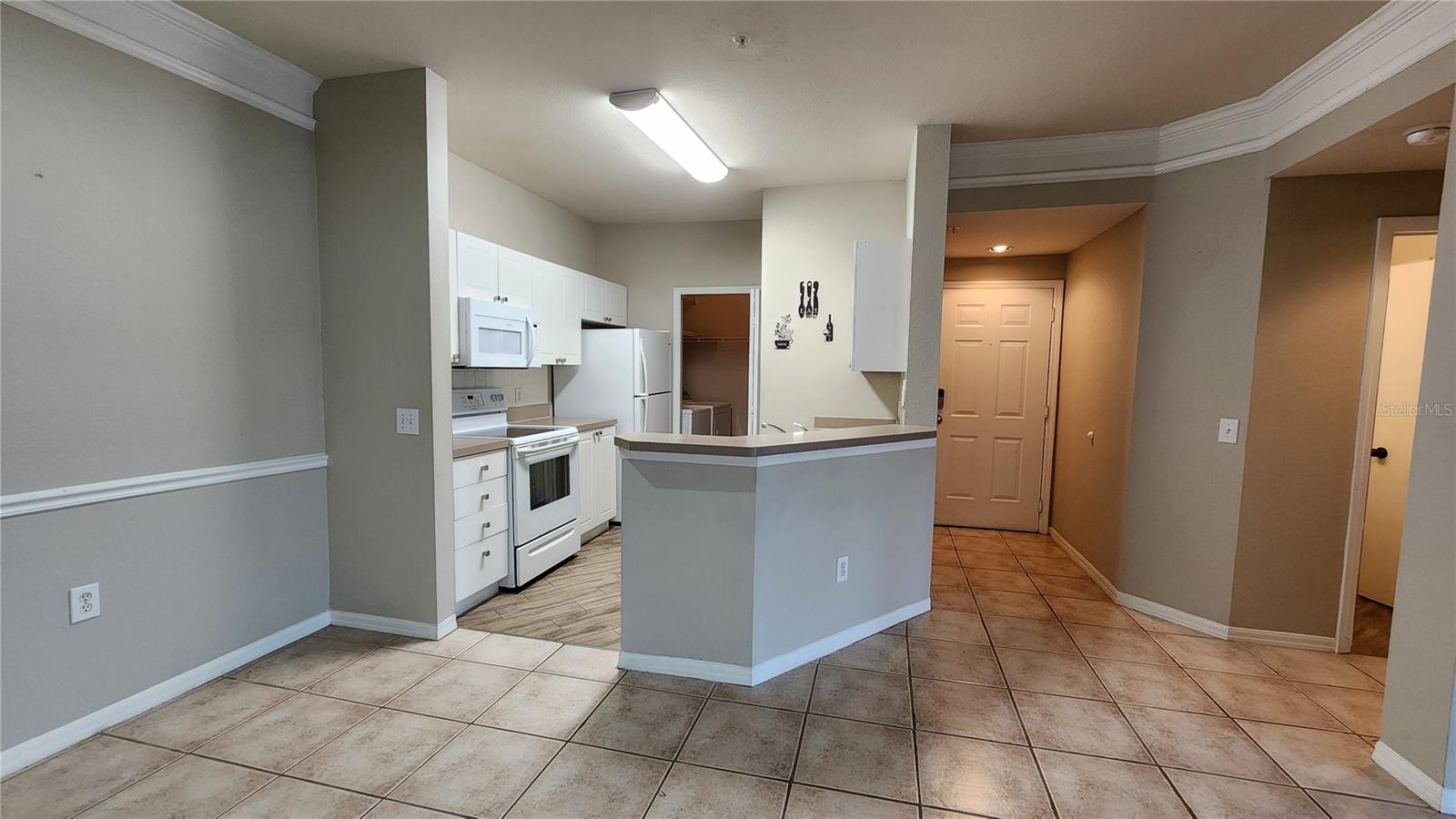 5134 NORTHRIDGE RD #203 — photo 3