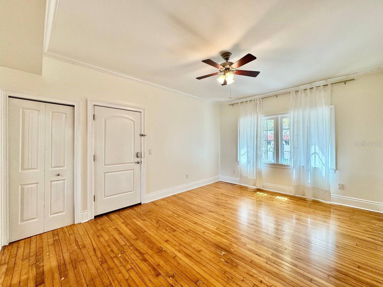 2117 W DEKLE AVE #D1 — photo 6
