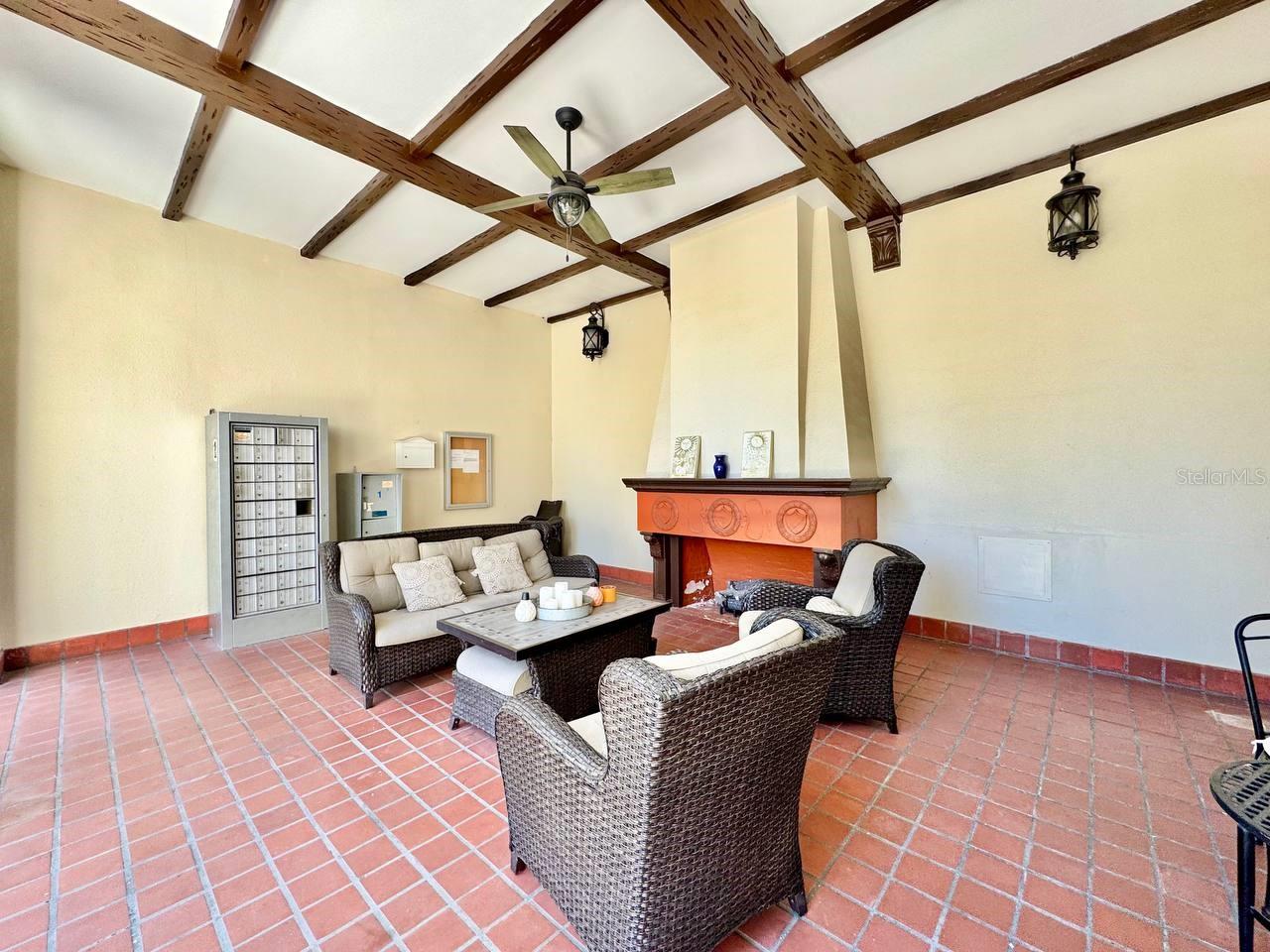 2117 W DEKLE AVE #D1 — photo 19