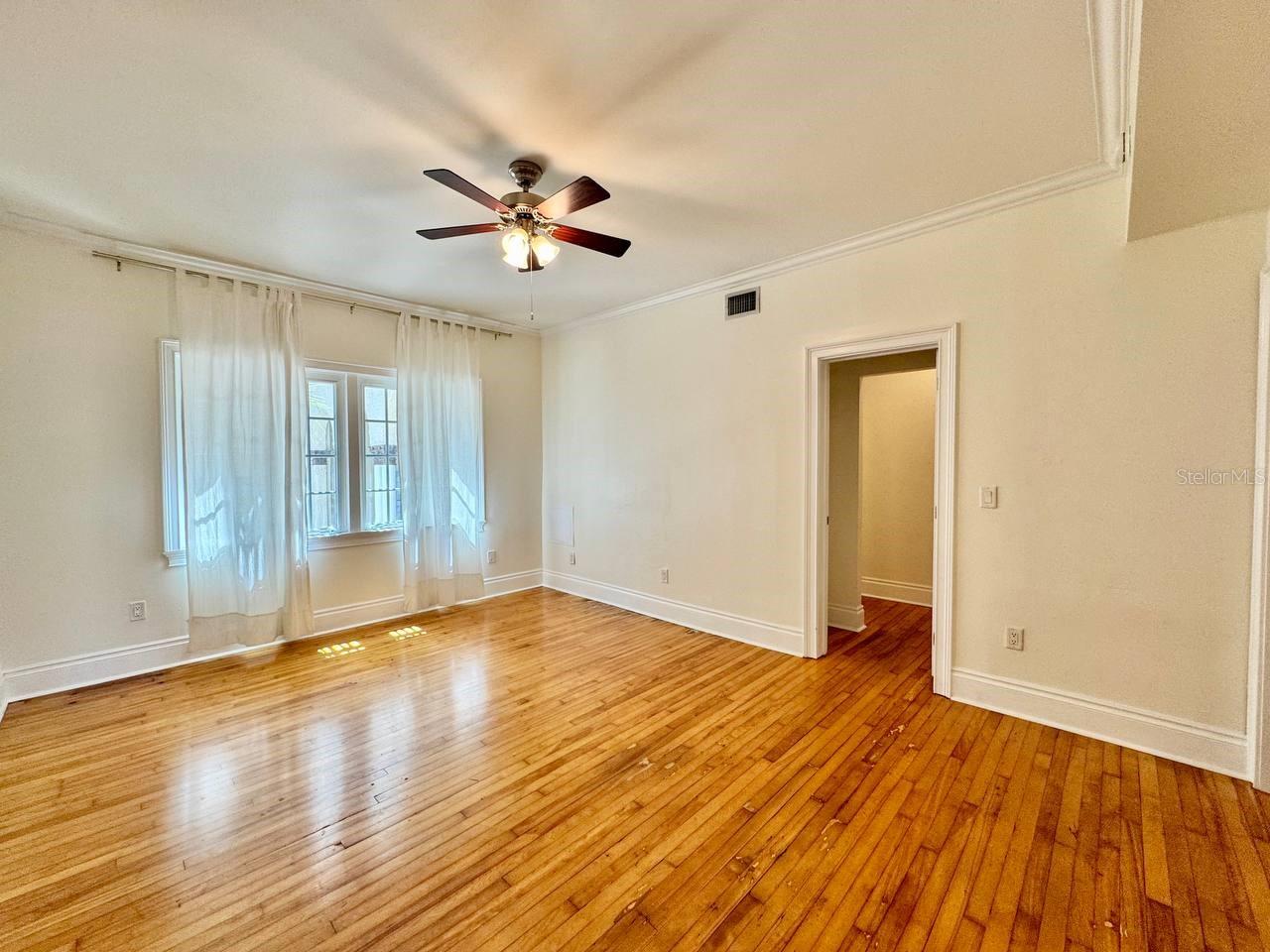 2117 W DEKLE AVE #D1 — photo 8