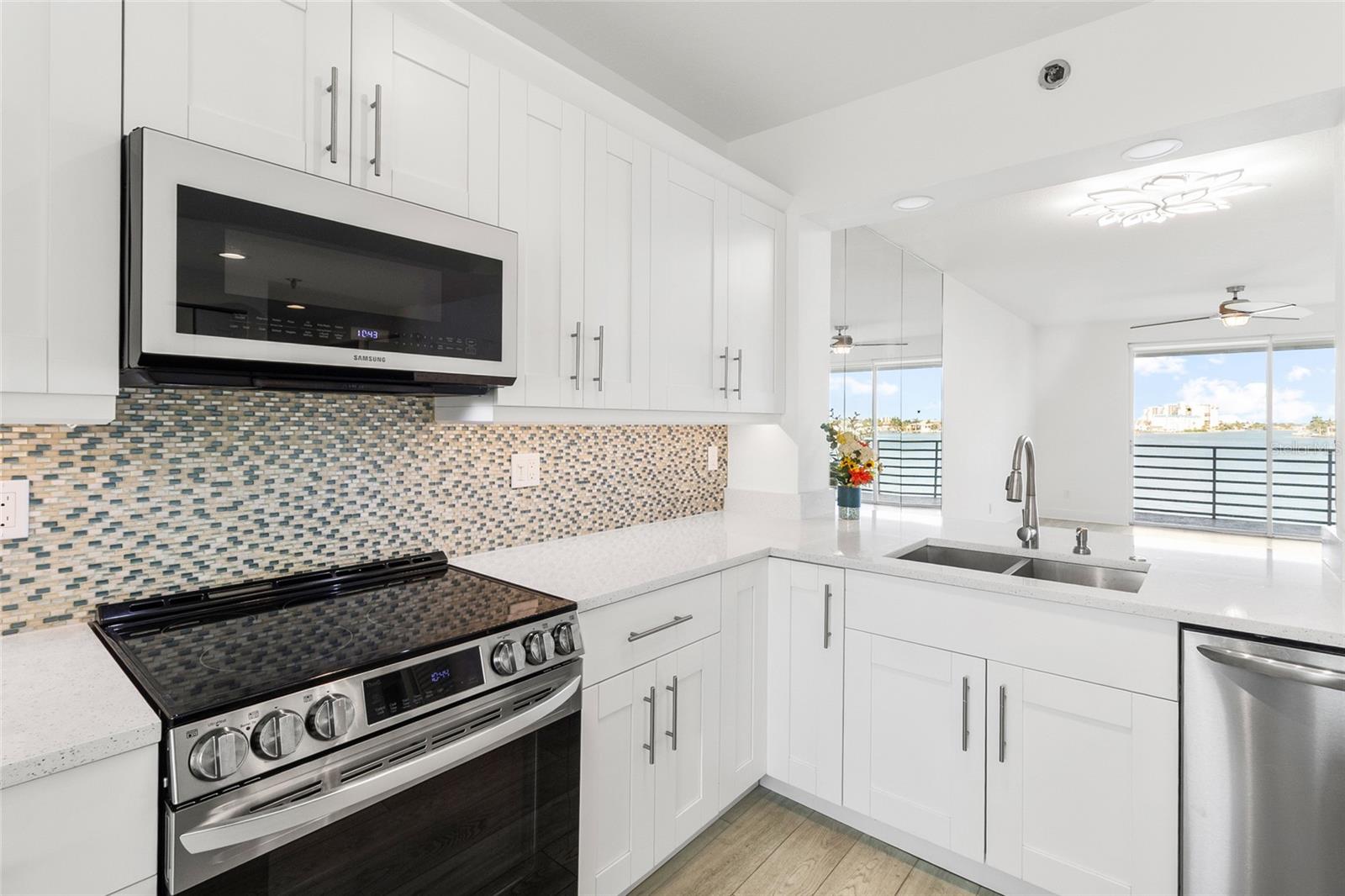 7922 SAILBOAT KEY BLVD S #206 — photo 8