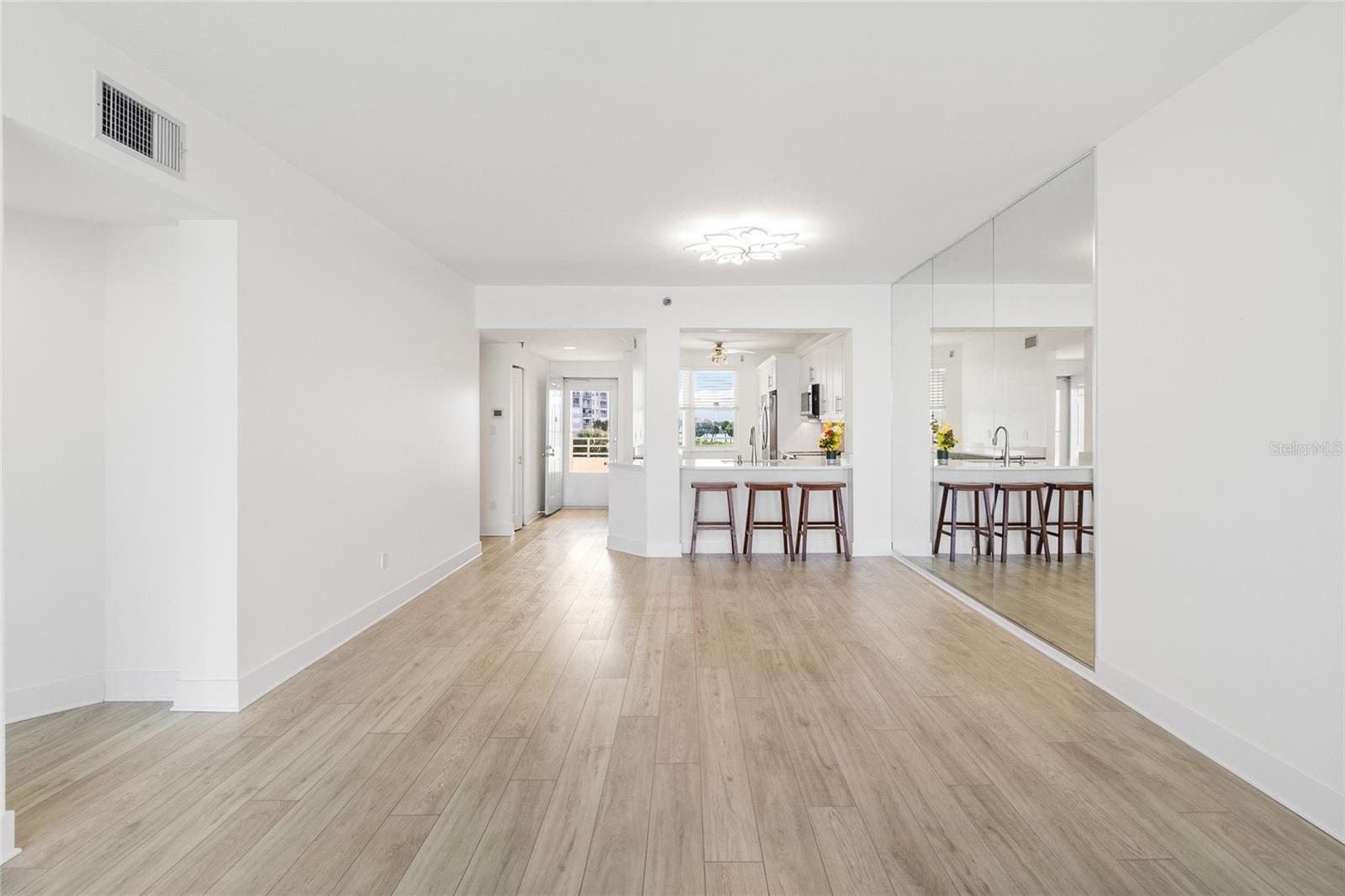 7922 SAILBOAT KEY BLVD S #206 — photo 10