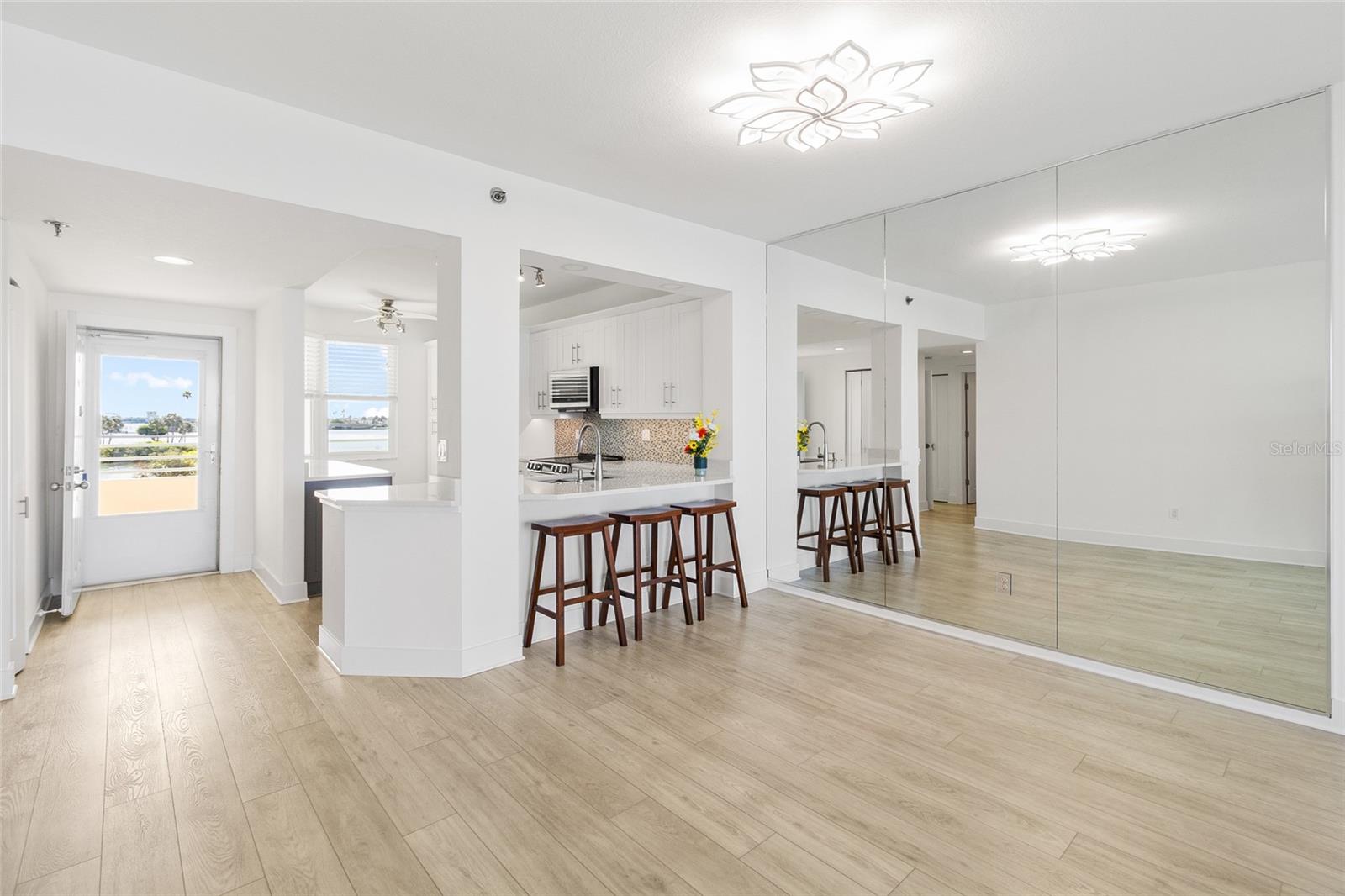 7922 SAILBOAT KEY BLVD S #206 — photo 4