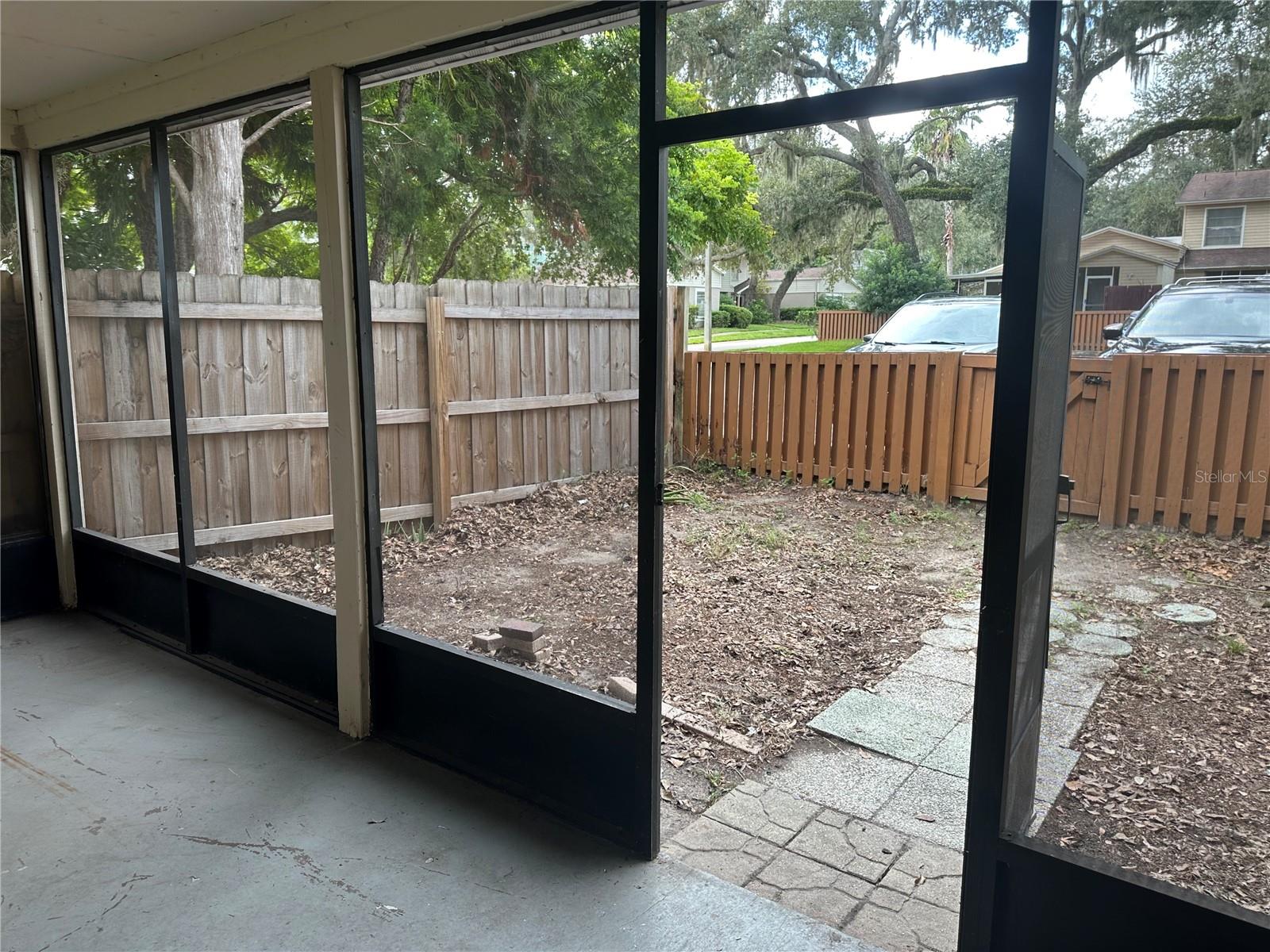 14752 MORNING DR — photo 31