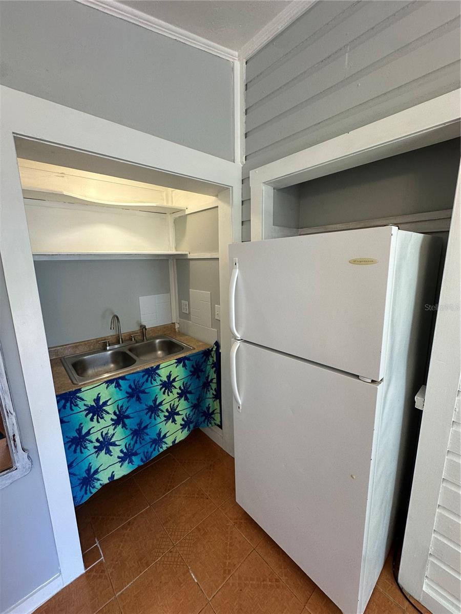 310 SPRING CT #B — photo 5