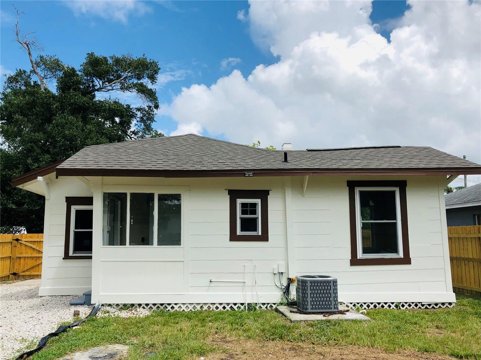 908 VINE AVE — photo 30