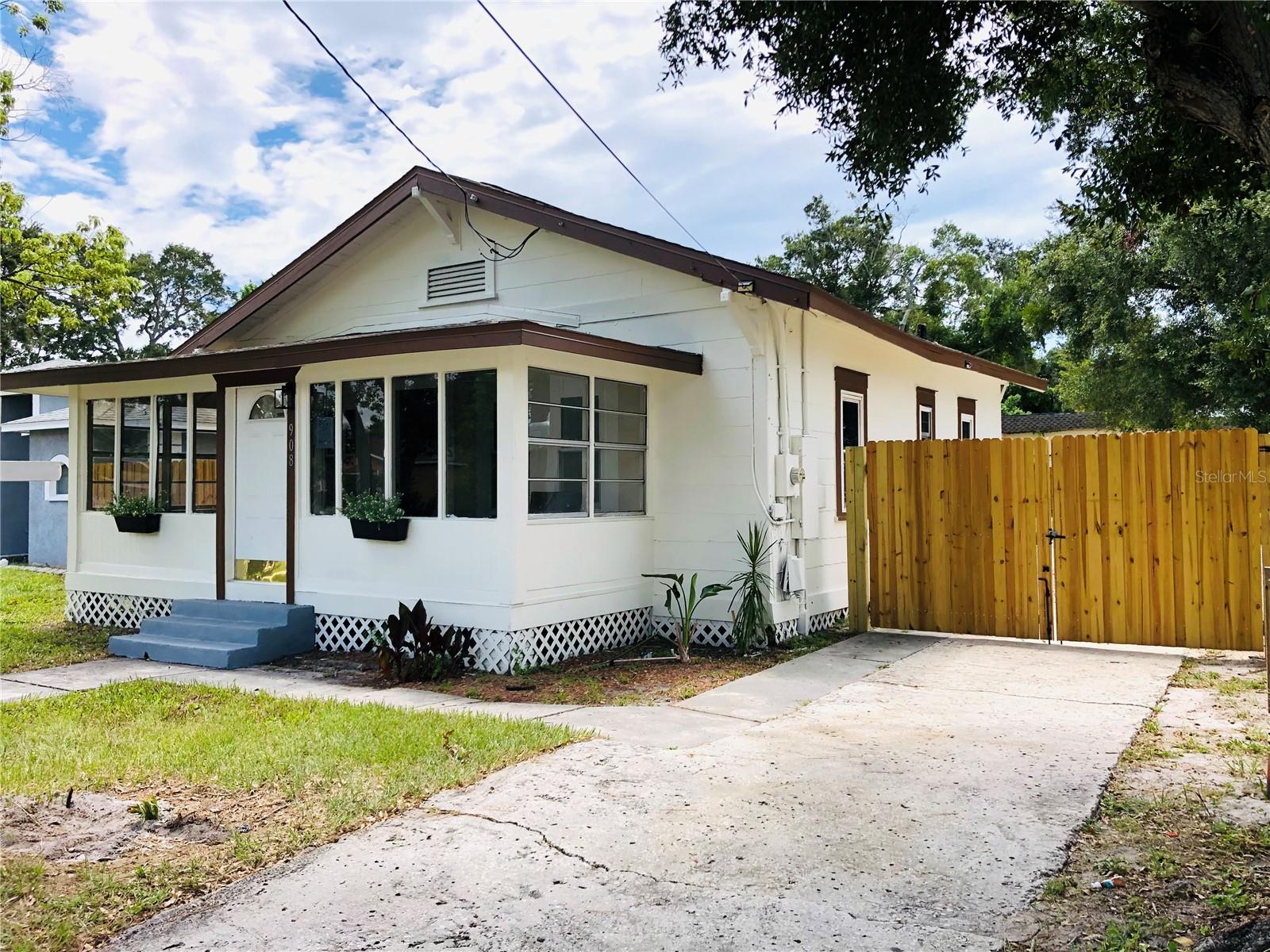 908 VINE AVE — photo 7