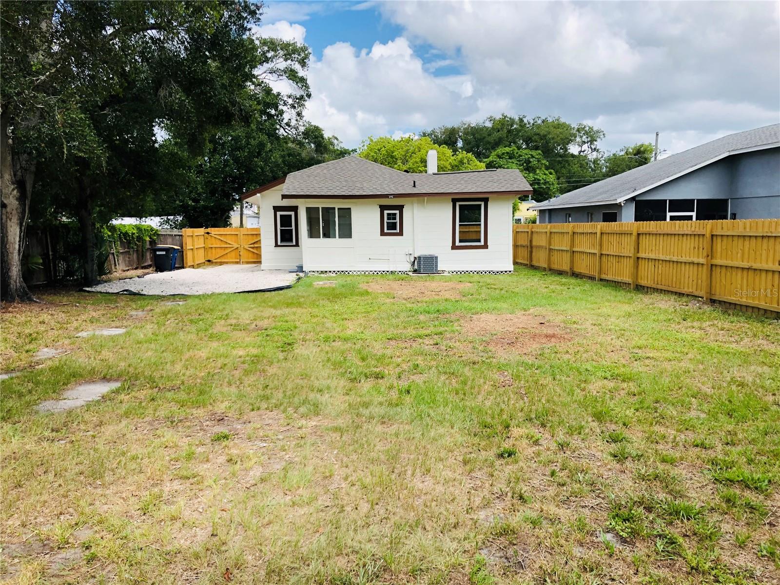 908 VINE AVE — photo 27