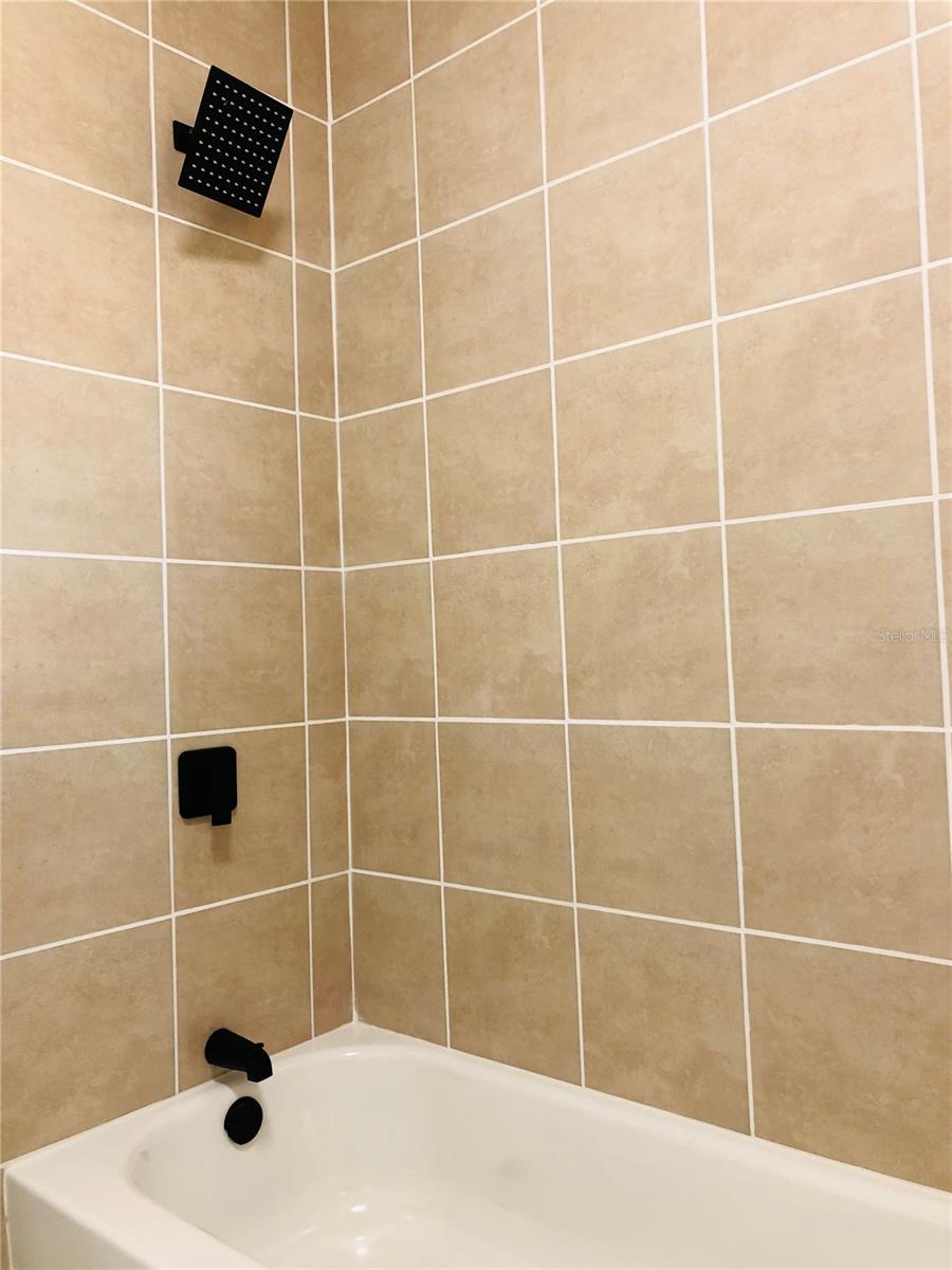 908 VINE AVE — photo 19