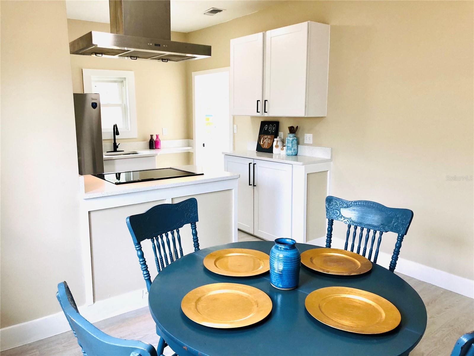908 VINE AVE — photo 15