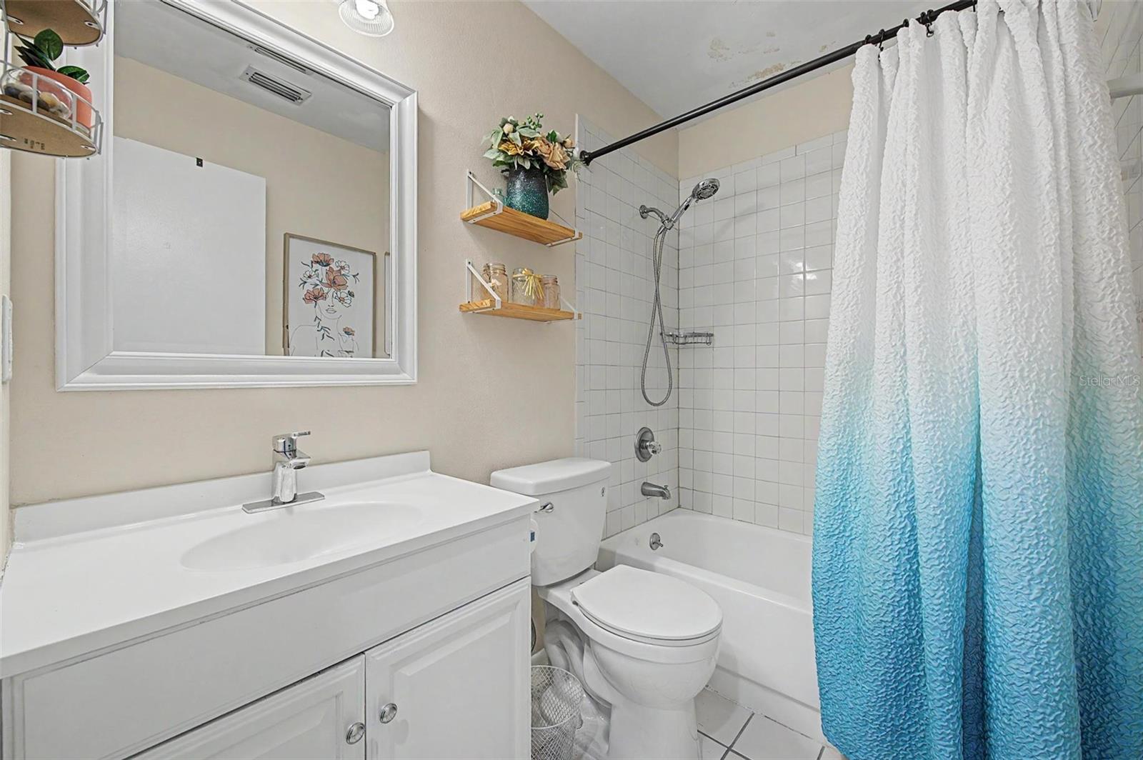1004 COOLWOOD PL — photo 26