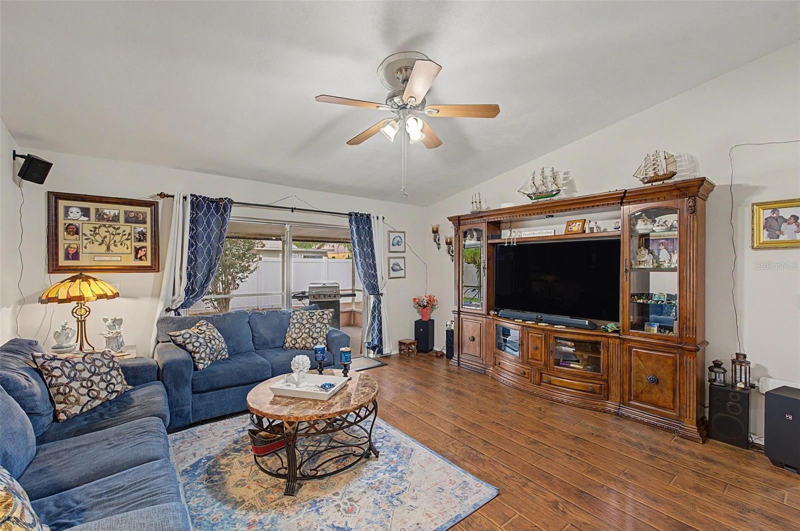 1004 COOLWOOD PL — photo 18