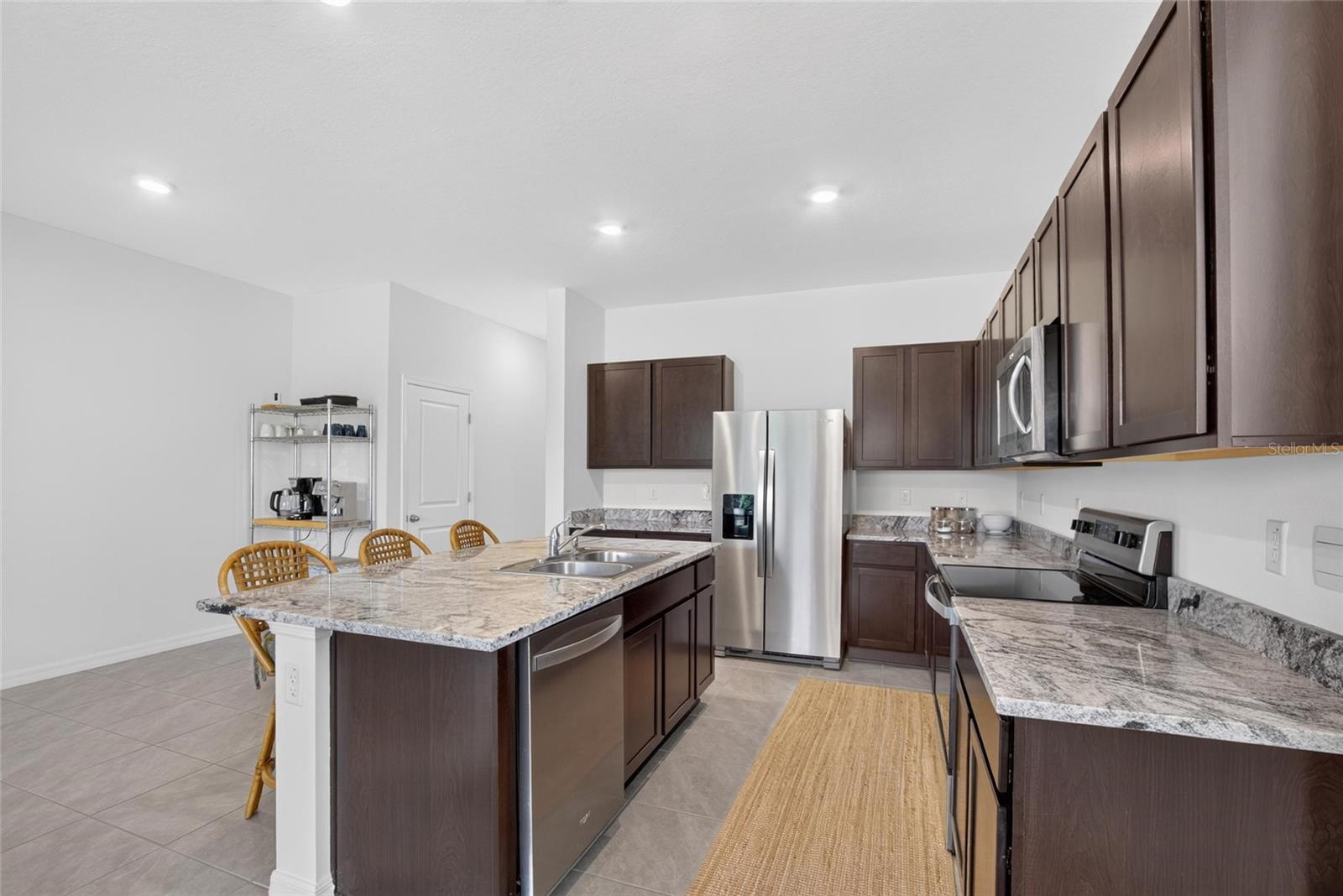 3816 SUNFLOWER FIELD PL — photo 7