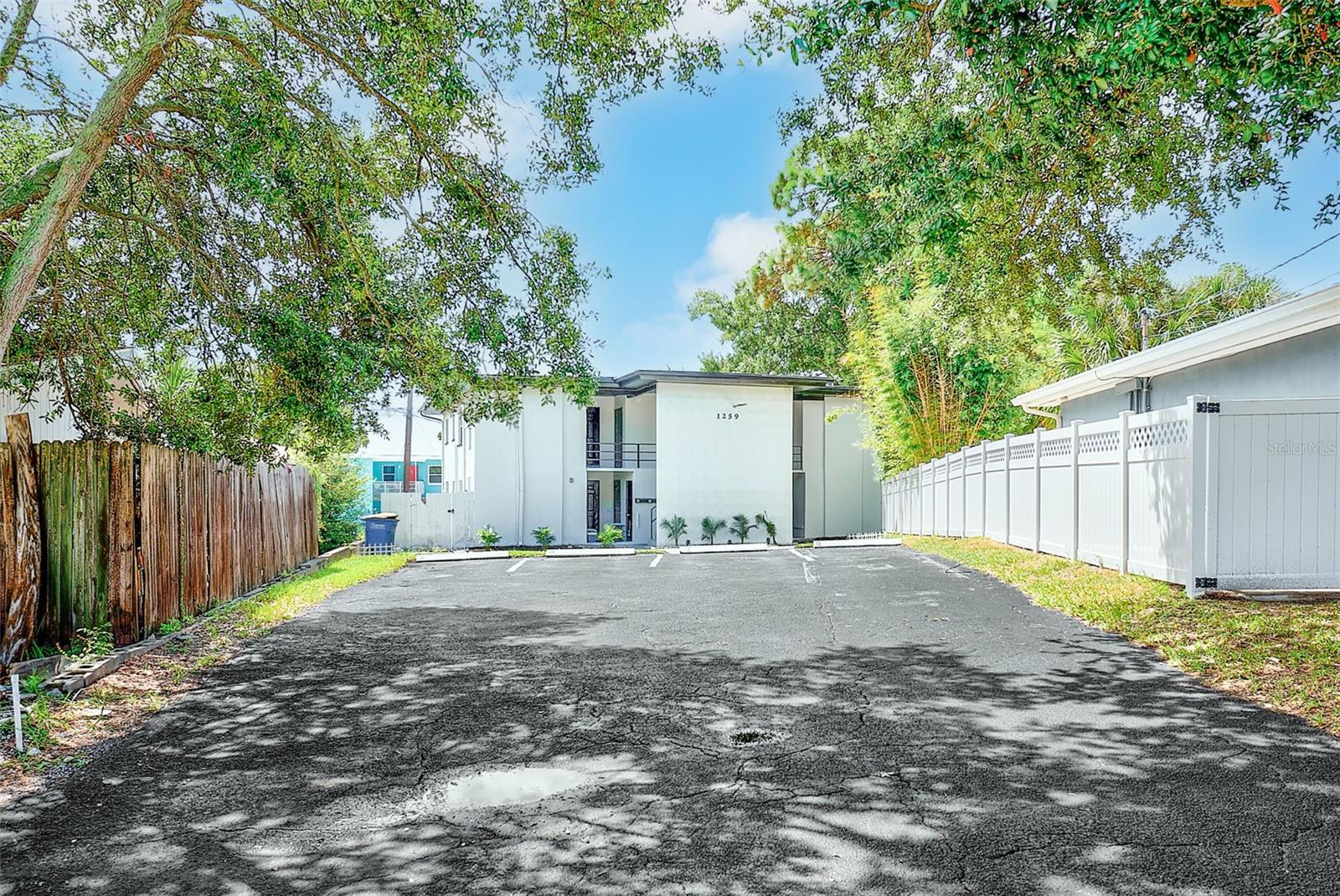 1259 FRANKLIN ST — photo 32