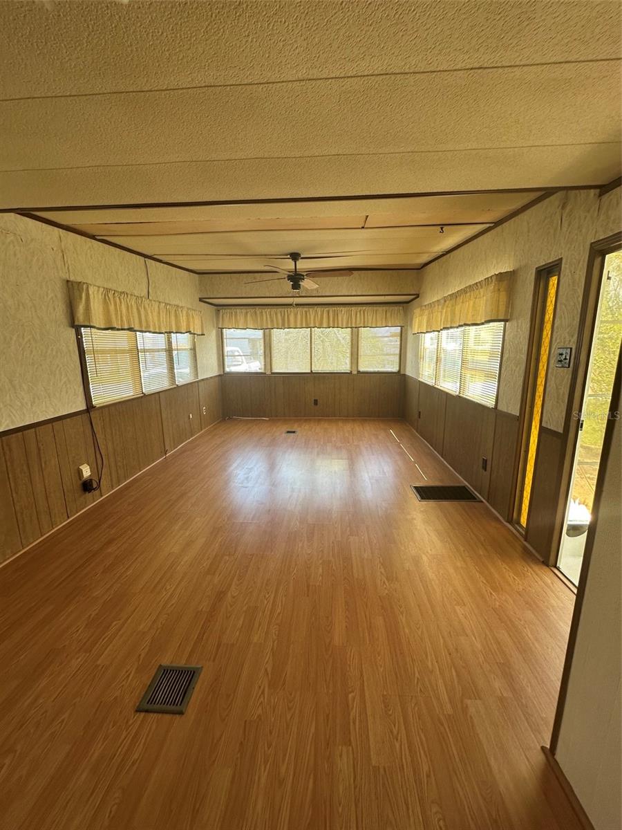 37528 ATTICA AVE — photo 13