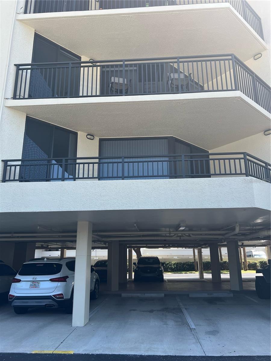 690 ISLAND WAY #208 — photo 31