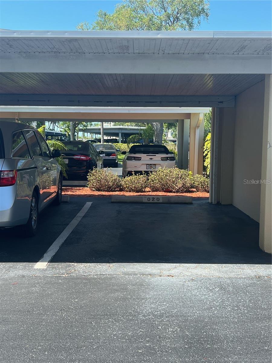 690 ISLAND WAY #208 — photo 30