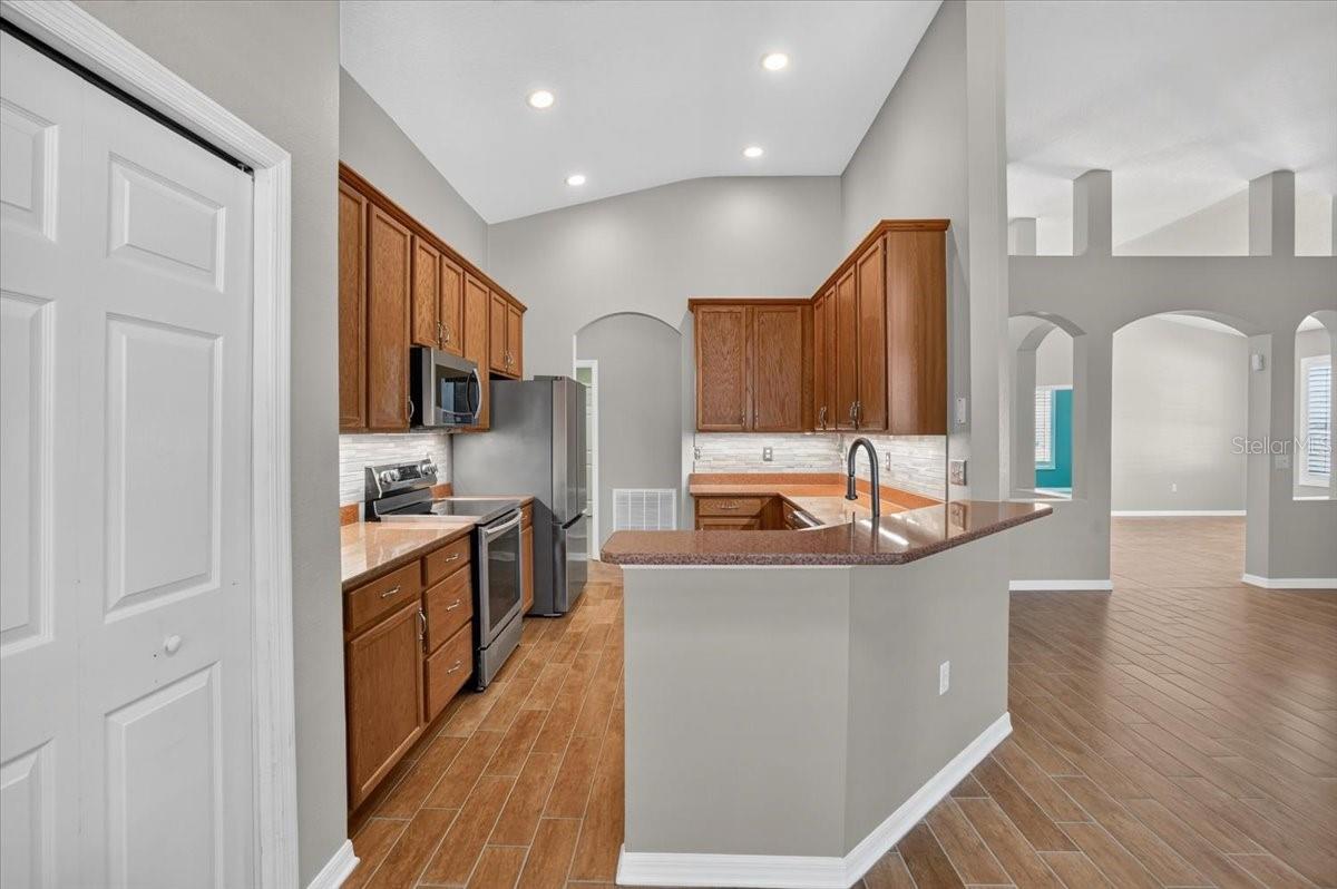 2309 SWORDFISH AVE — photo 18