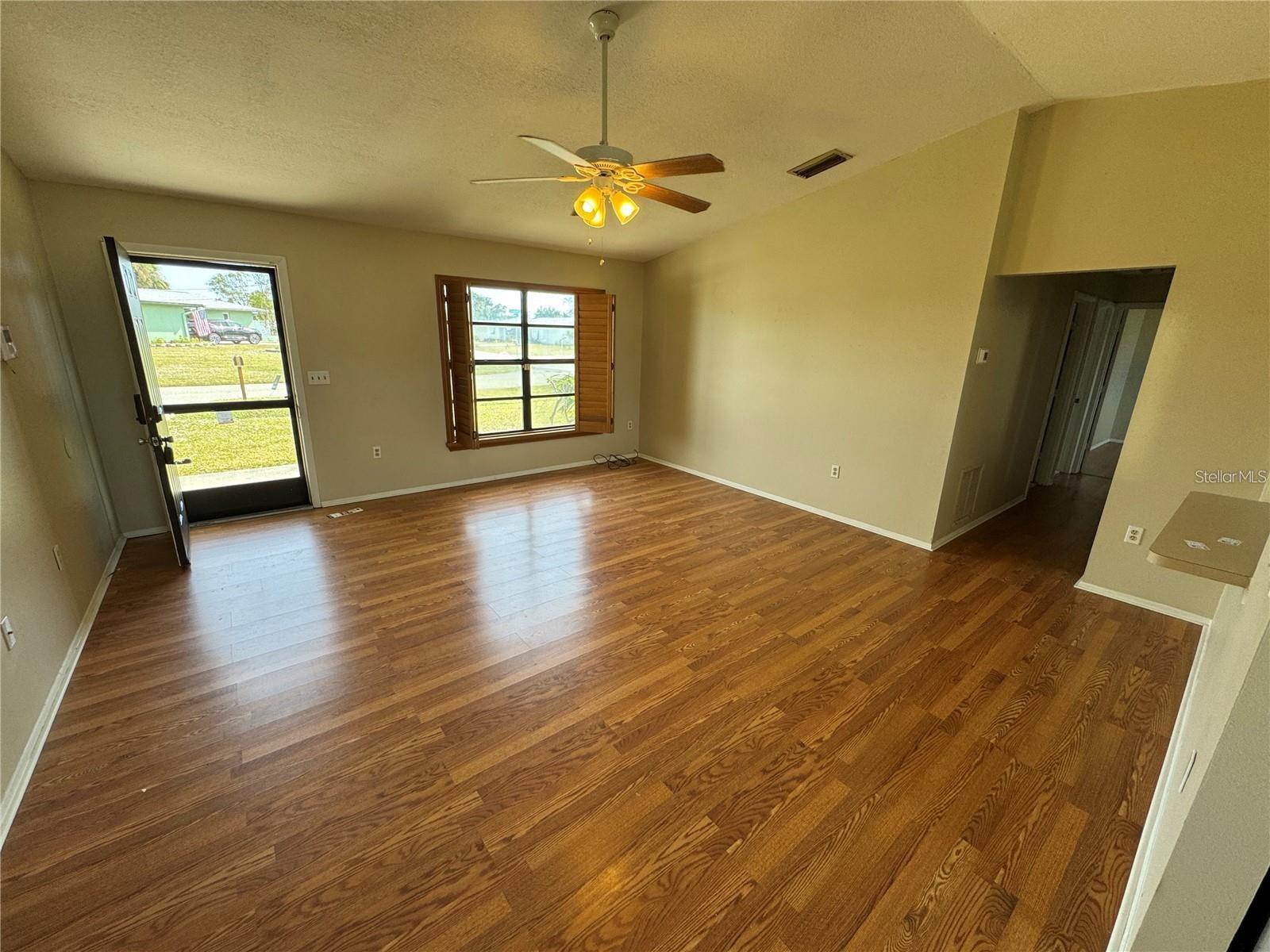 1786 DAGON RD — photo 4