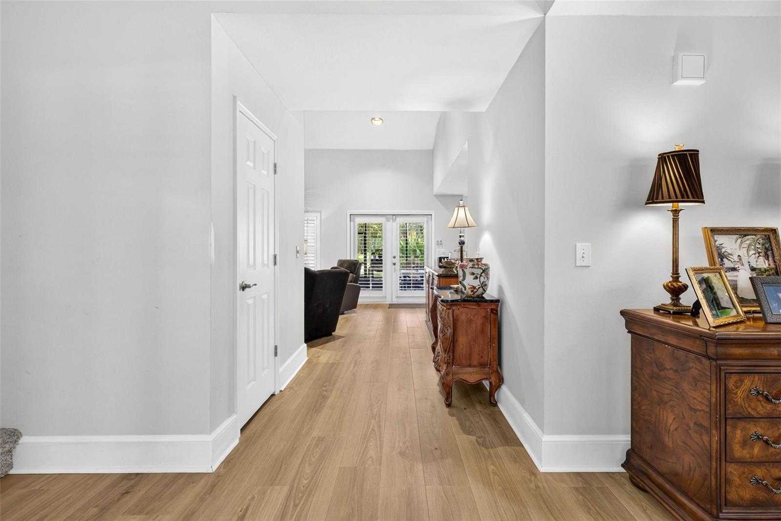 7217 RIDGEPORT DR — photo 2