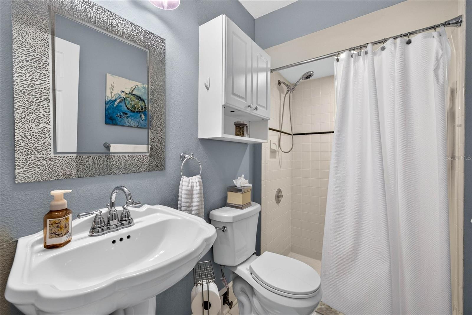 7217 RIDGEPORT DR — photo 12