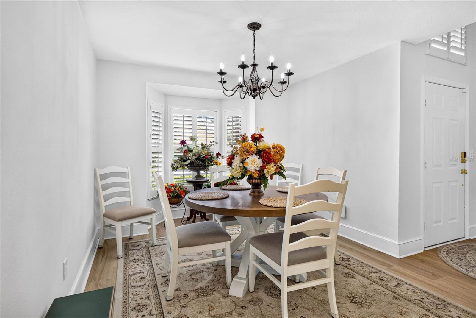 7217 RIDGEPORT DR — photo 6