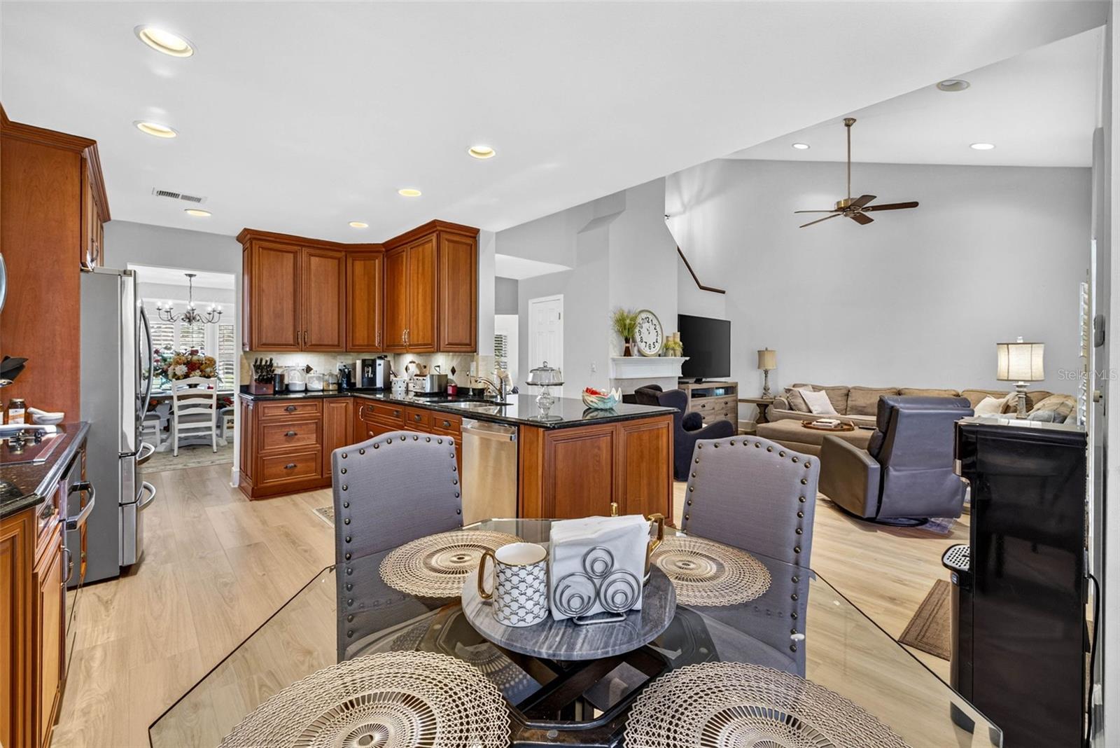 7217 RIDGEPORT DR — photo 11