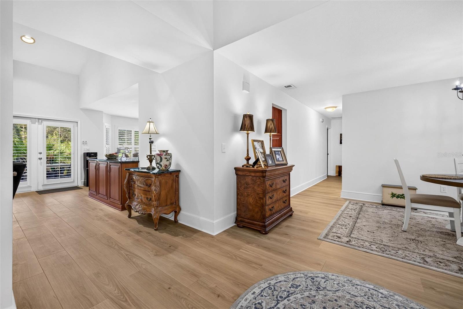 7217 RIDGEPORT DR — photo 4