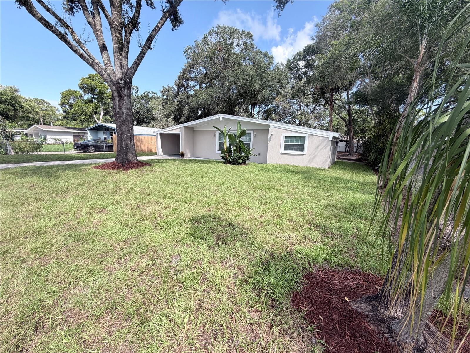 927 LAKEWOOD AVE — photo 14
