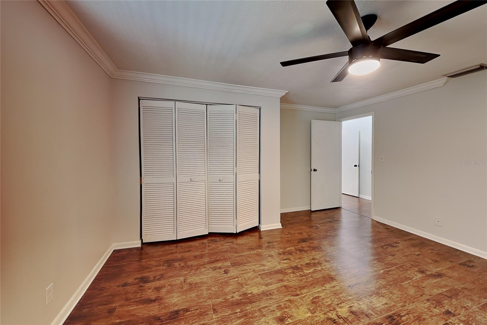 3801 1/2 W PALMIRA AVE — photo 7