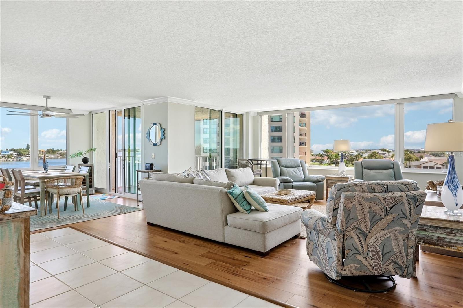 Home in CLEARWATER — photo 4