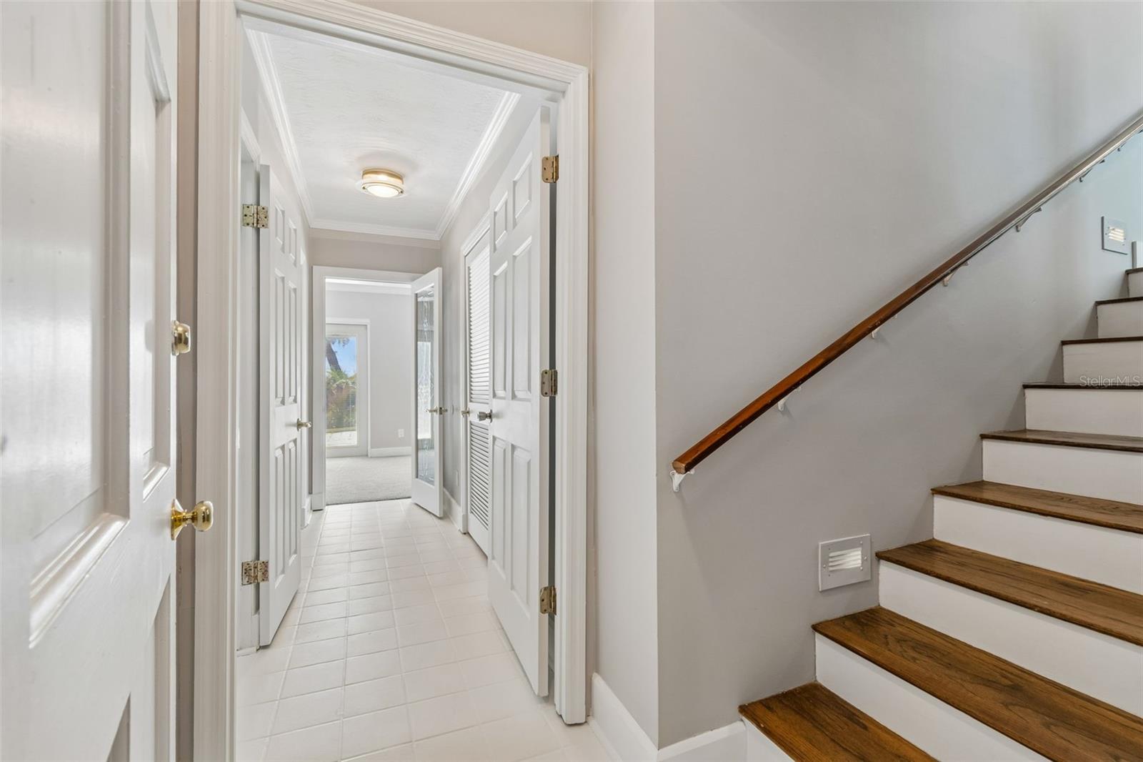 904 BAYSHORE DR — photo 33