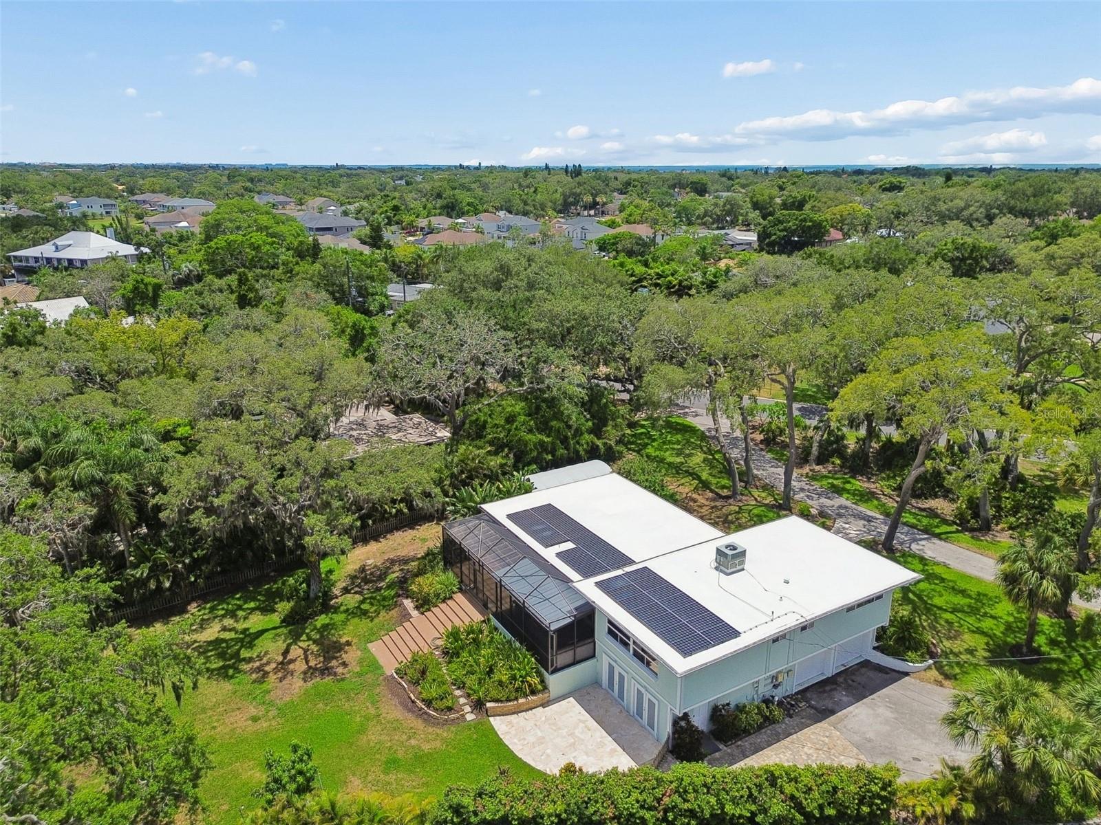 904 BAYSHORE DR — photo 65